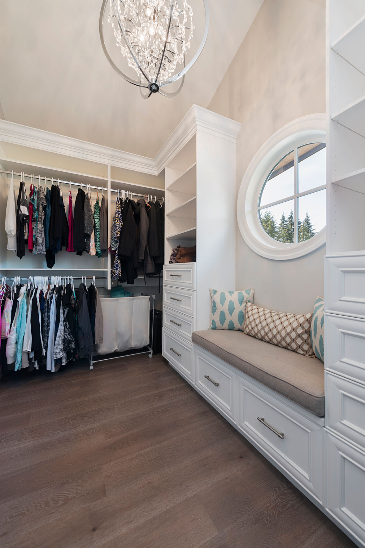 946 Clements Ave, North Vancouver 27