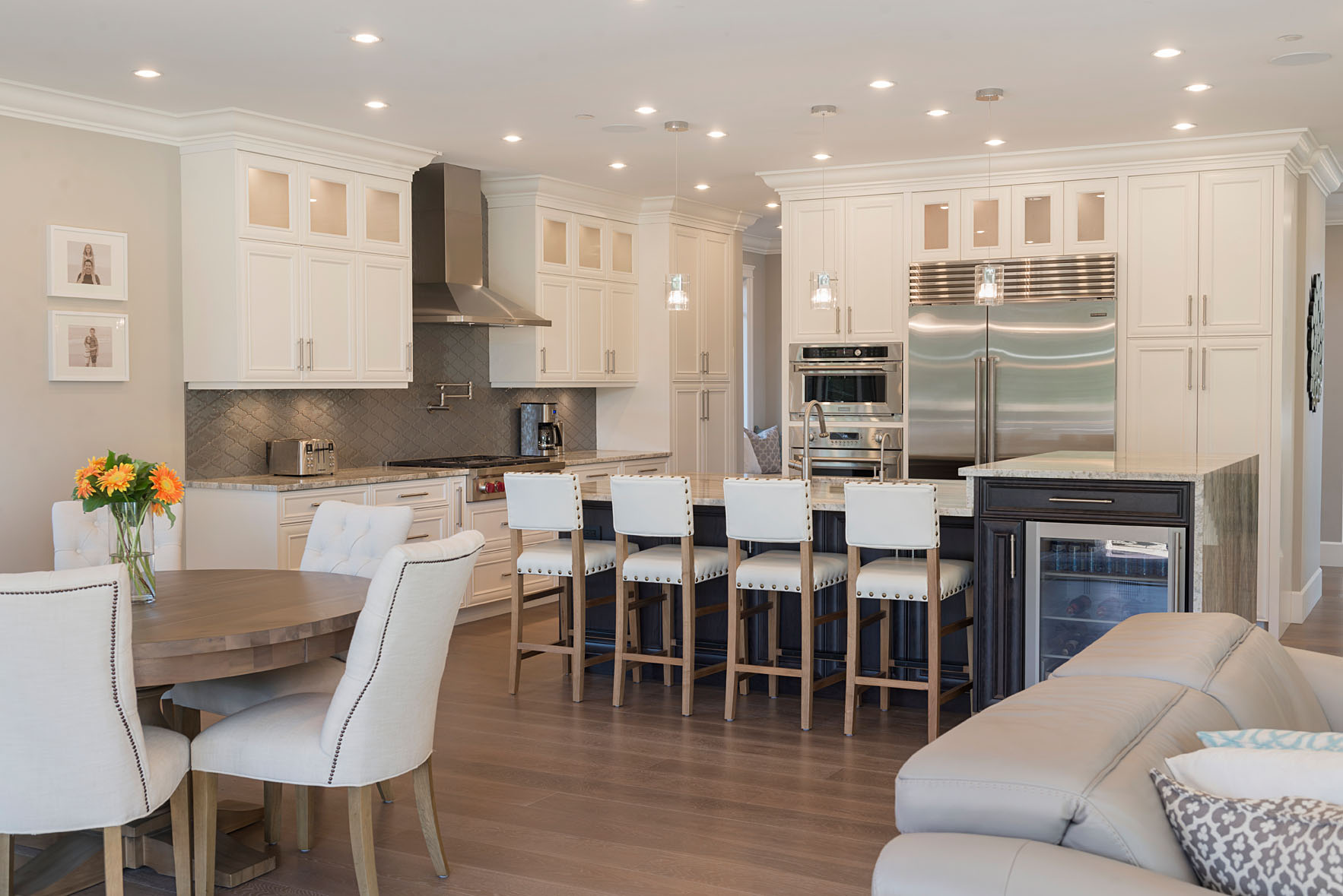 946 Clements Ave, North Vancouver 15