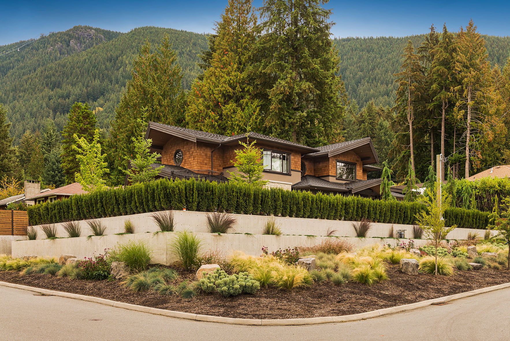 946 Clements Ave, North Vancouver 36