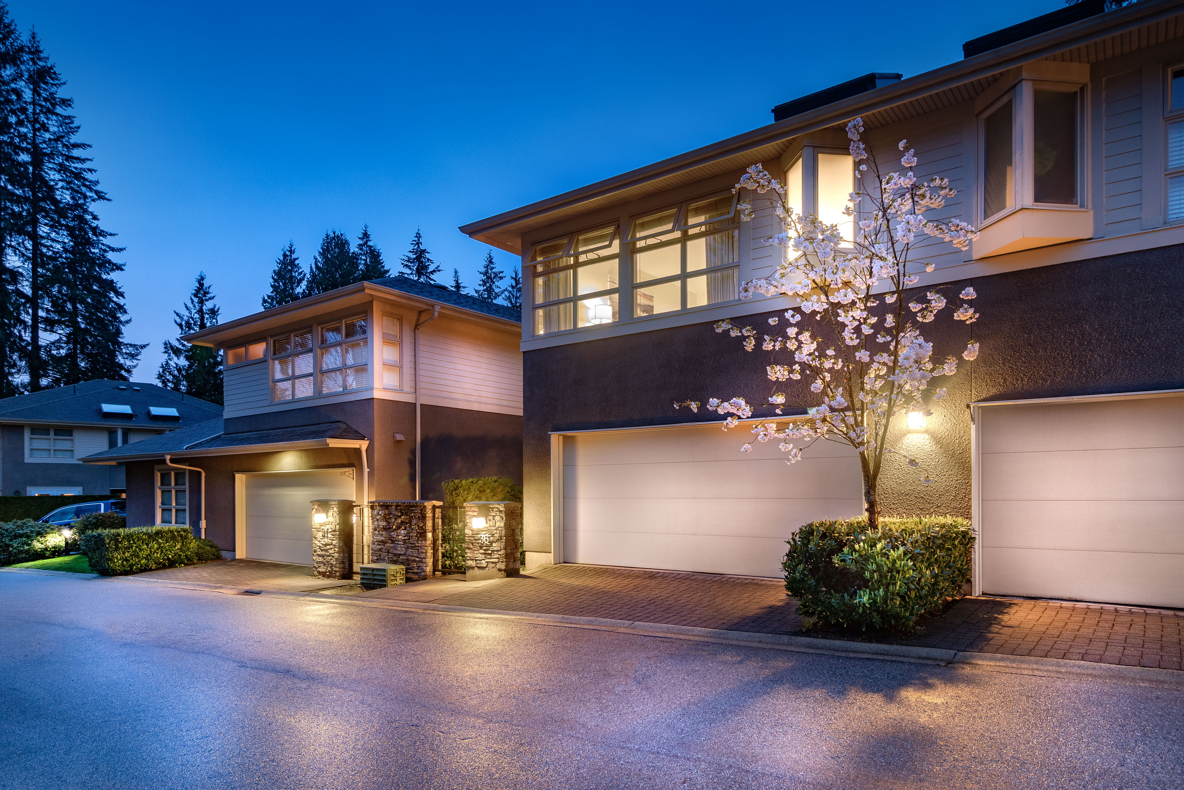 SOLD!! #36 – 3750 Edgemont Boulevard, North Vancouver