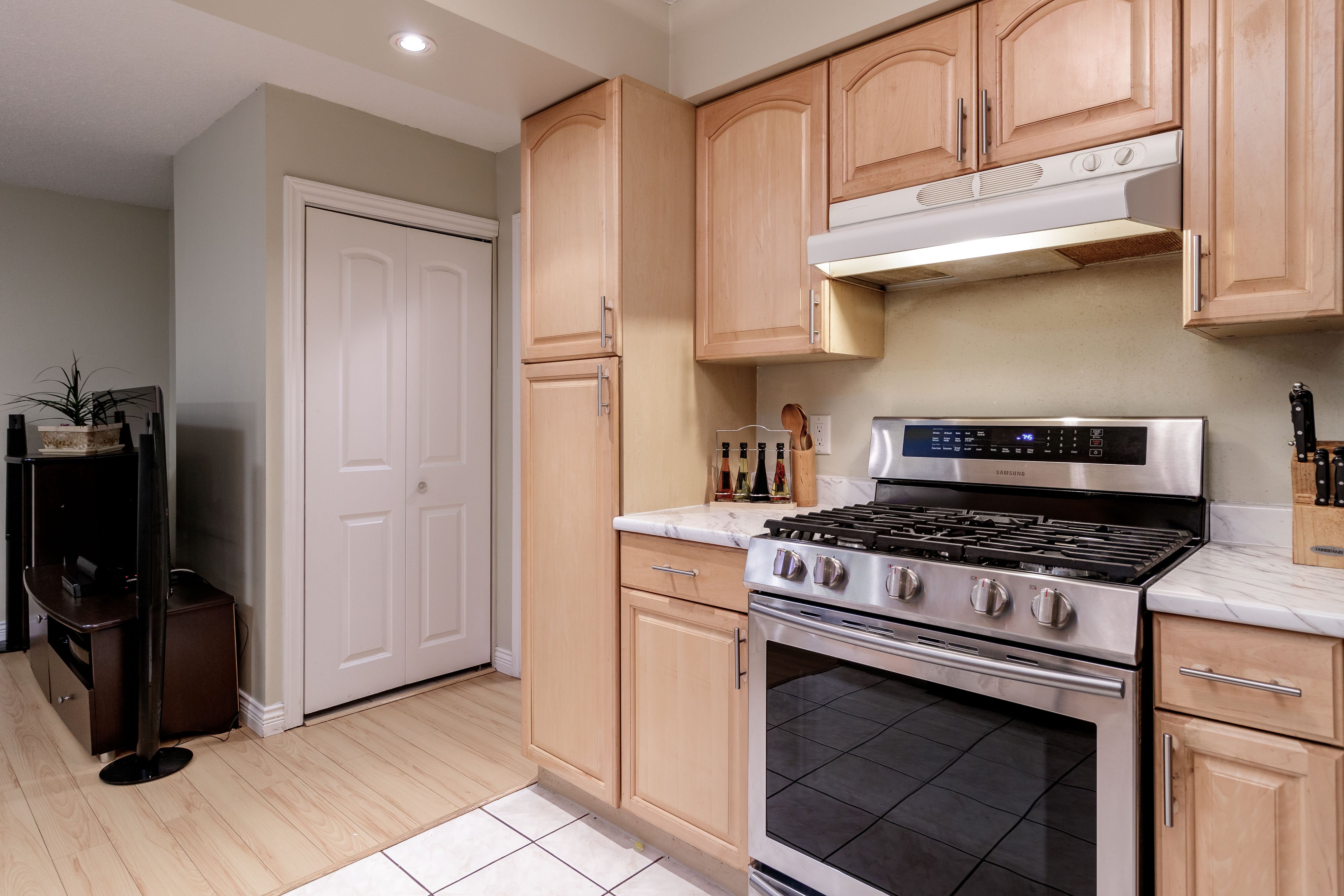 5692 White Pine Lane, North Vancouver 23