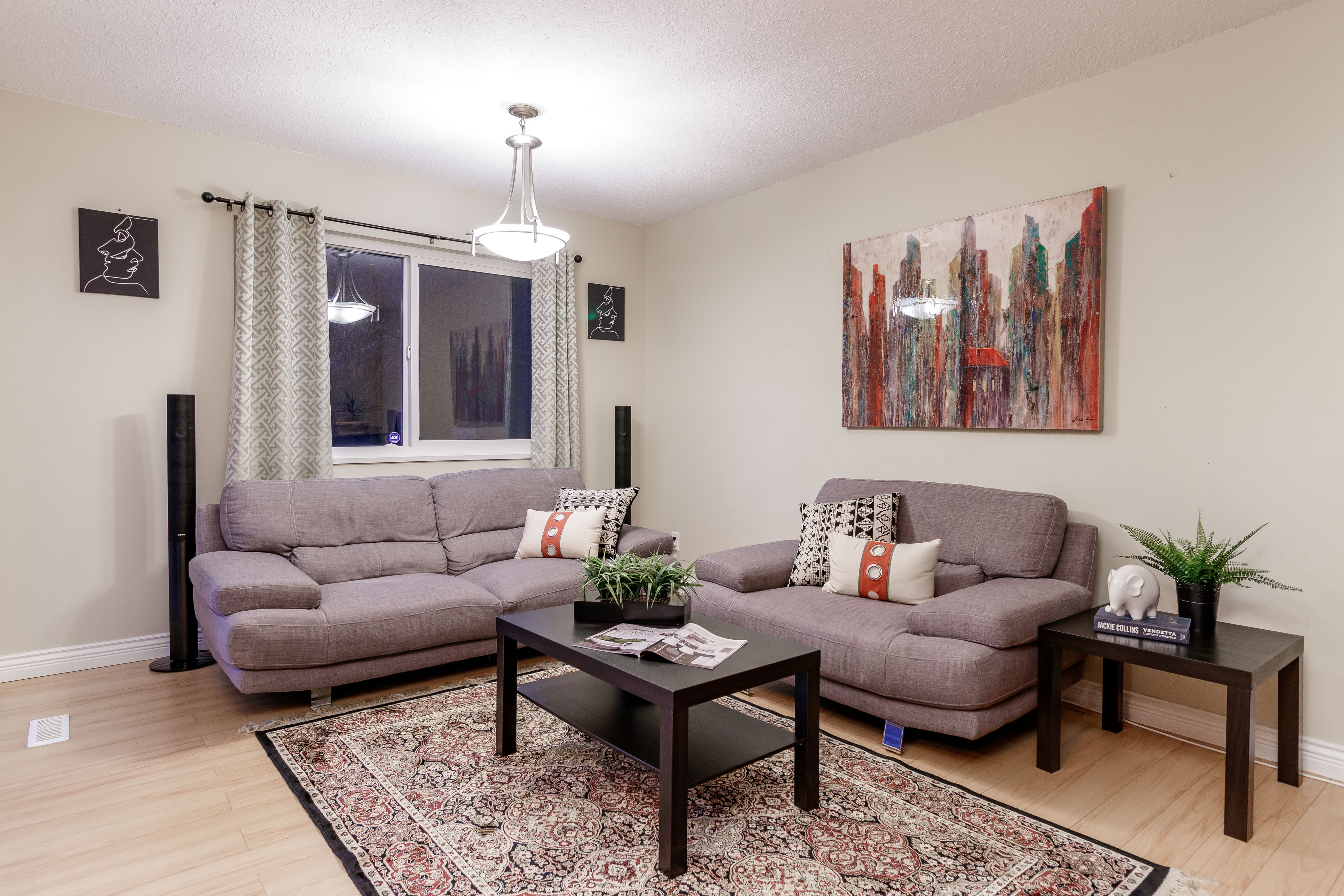 5692 White Pine Lane, North Vancouver 25