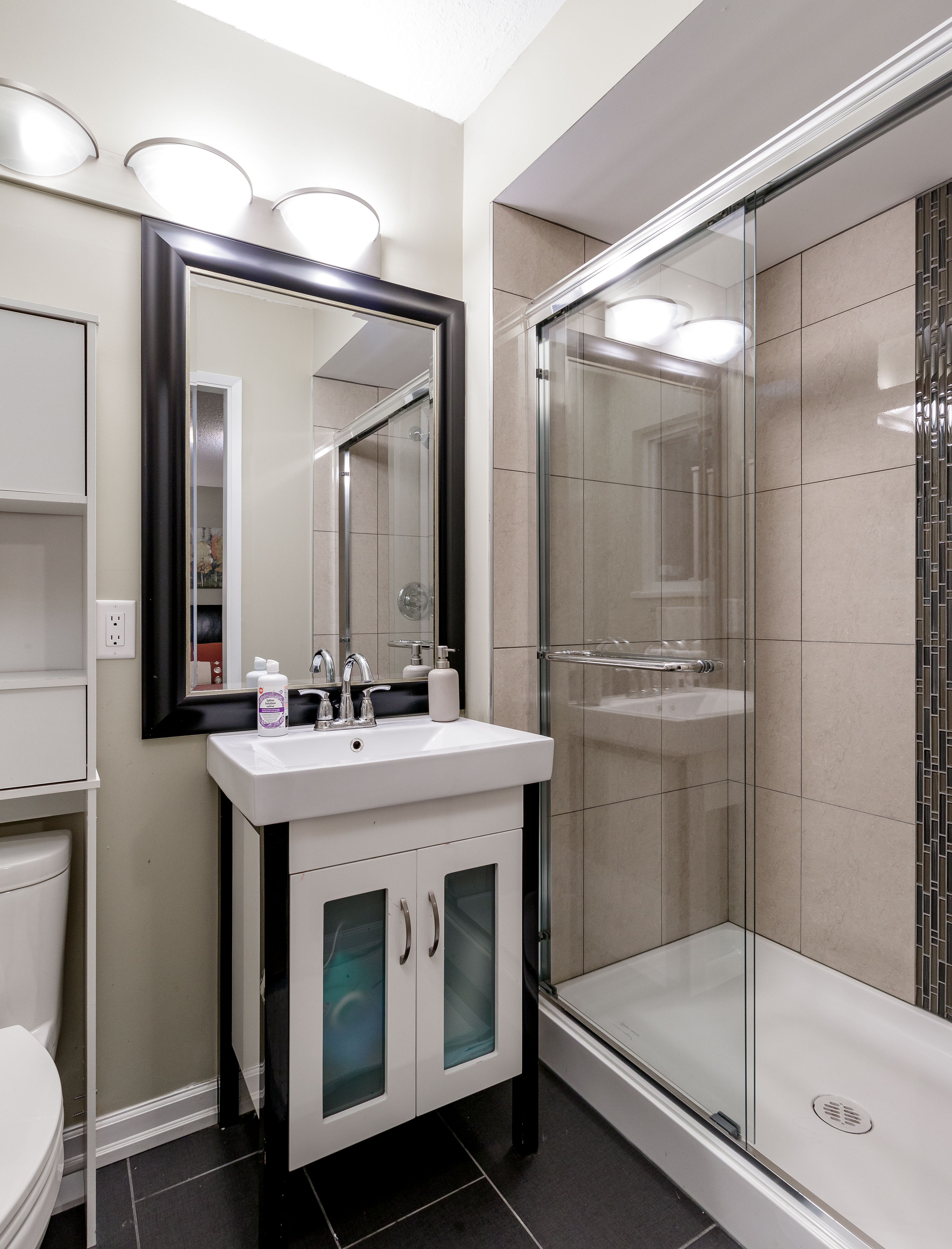 5692 White Pine Lane, North Vancouver 32