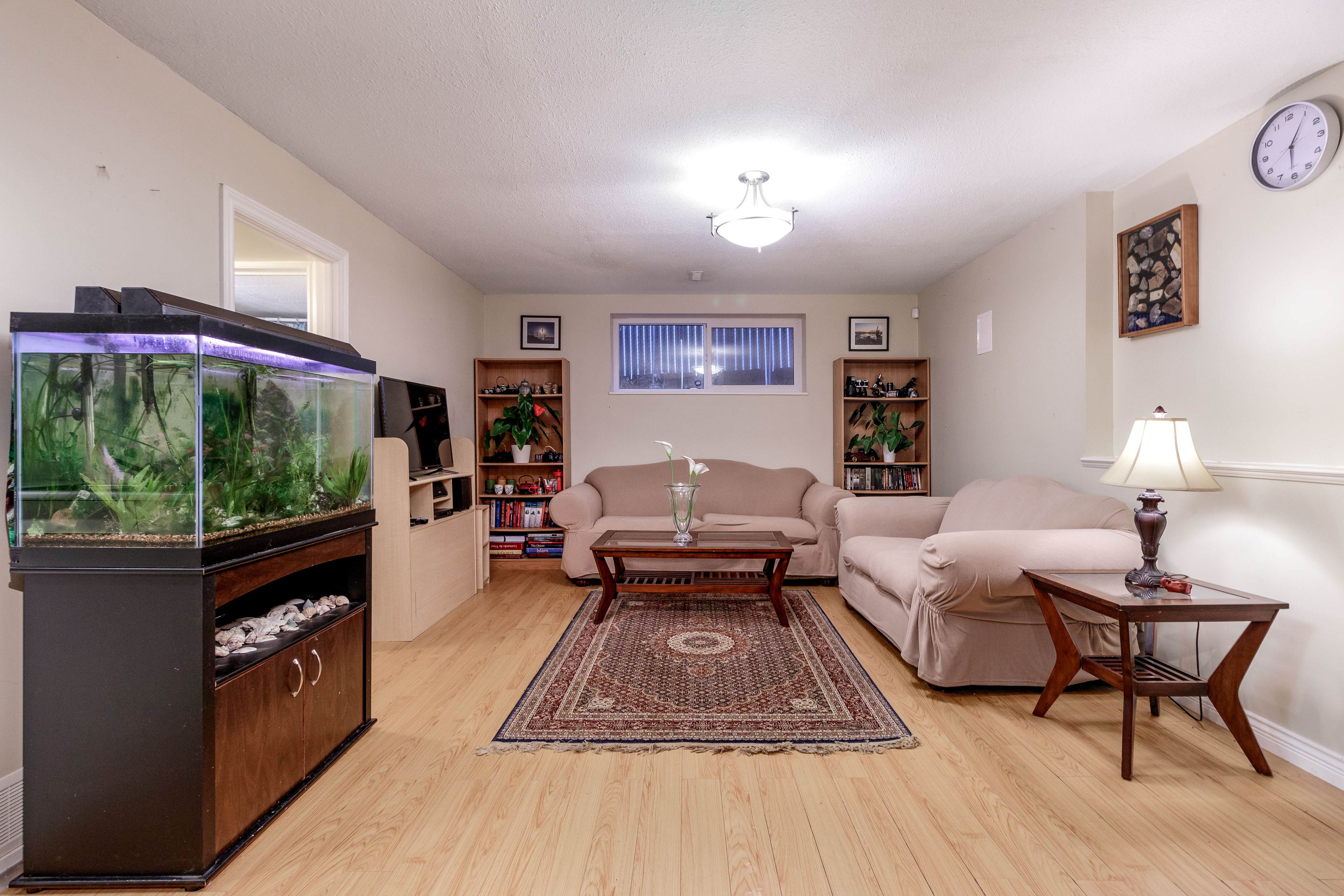 5692 White Pine Lane, North Vancouver 36