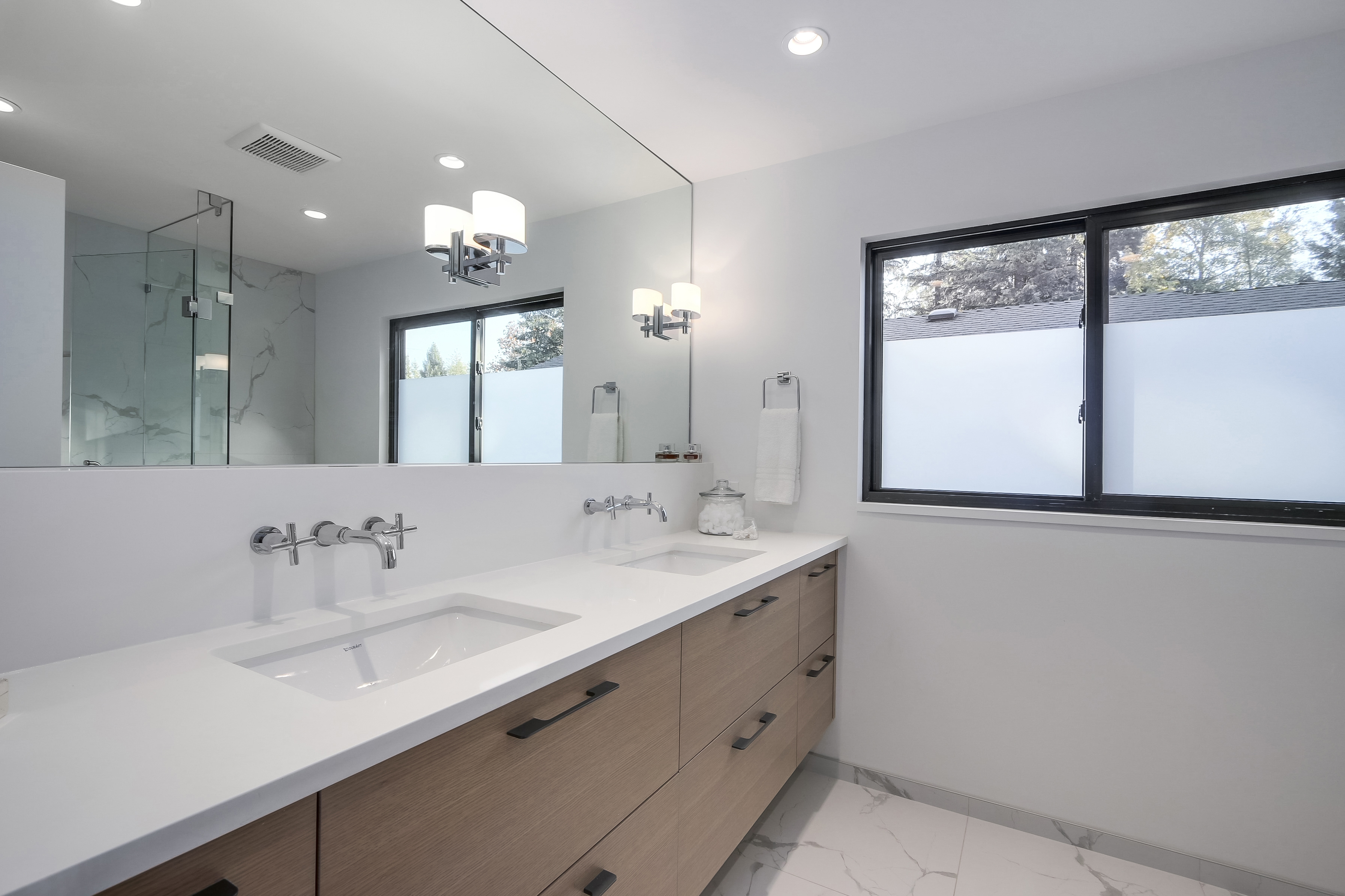 1388 Appin Road, North Vancouver 37
