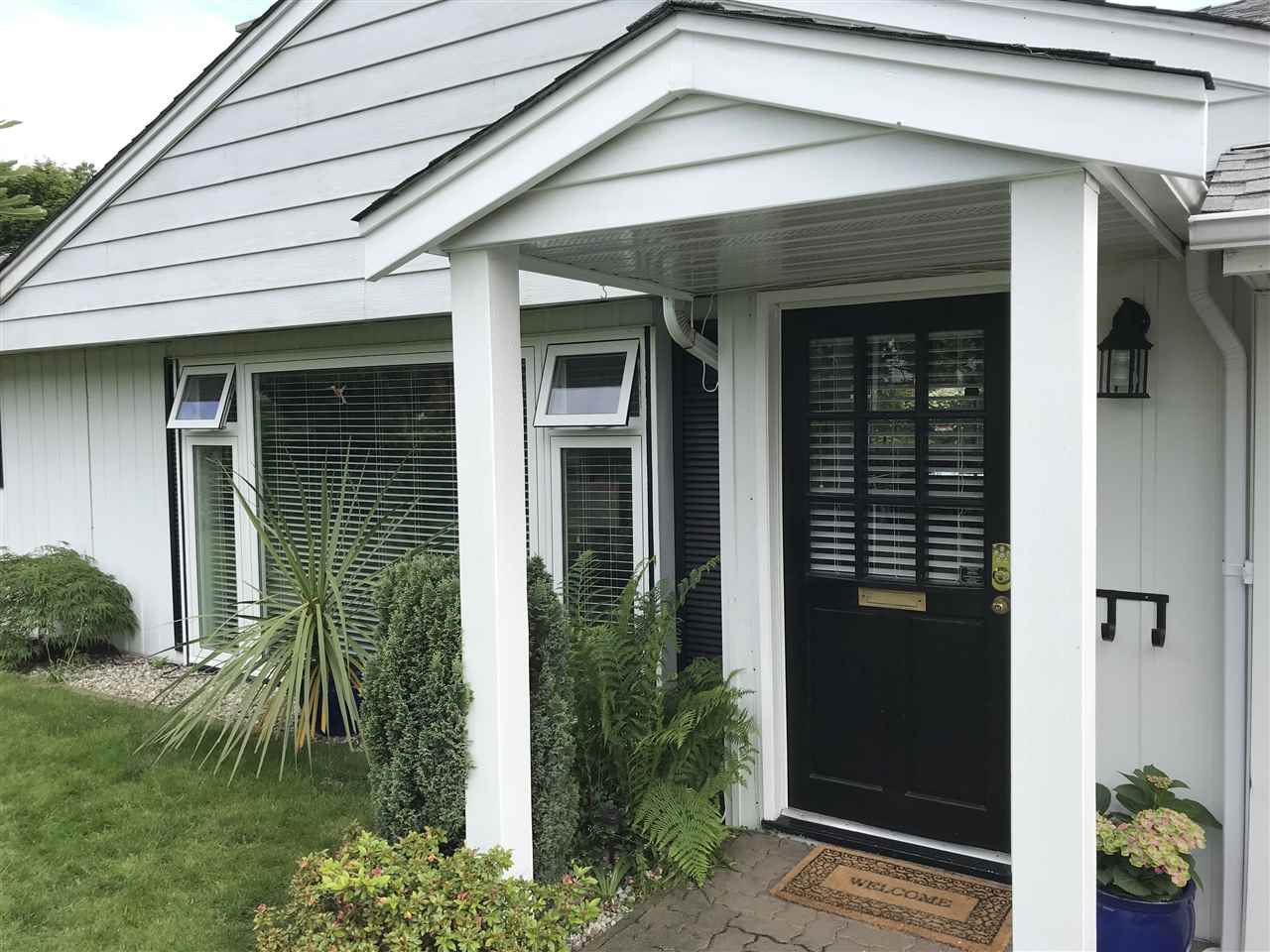 1329 Cottonwood Place, North Vancouver 2
