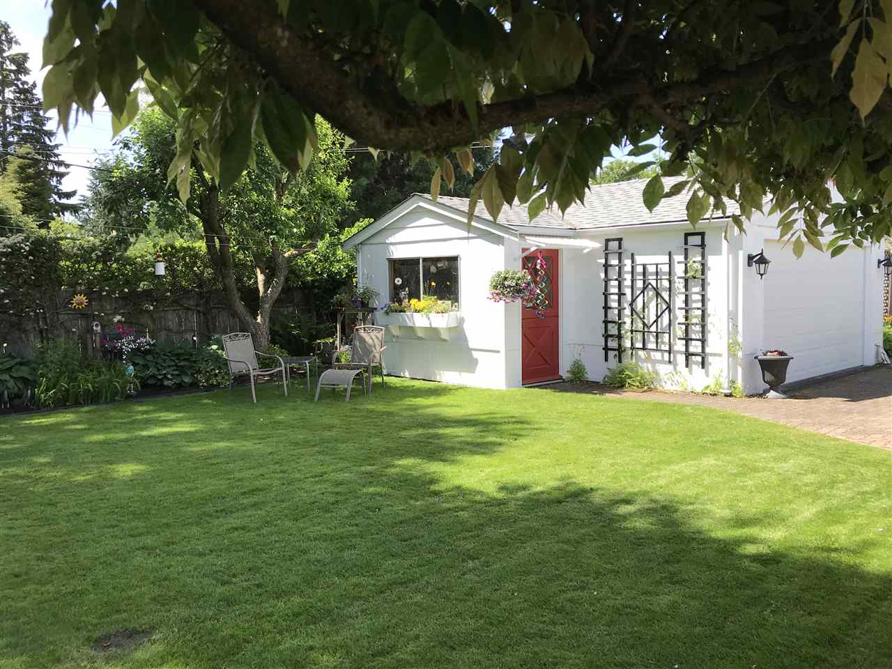 1329 Cottonwood Place, North Vancouver 16