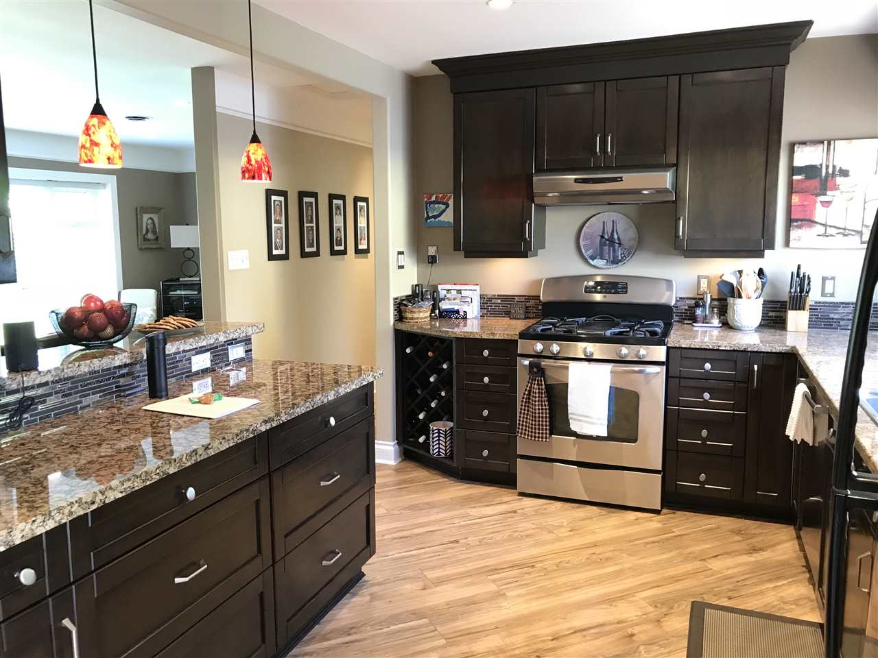 1329 Cottonwood Place, North Vancouver 8
