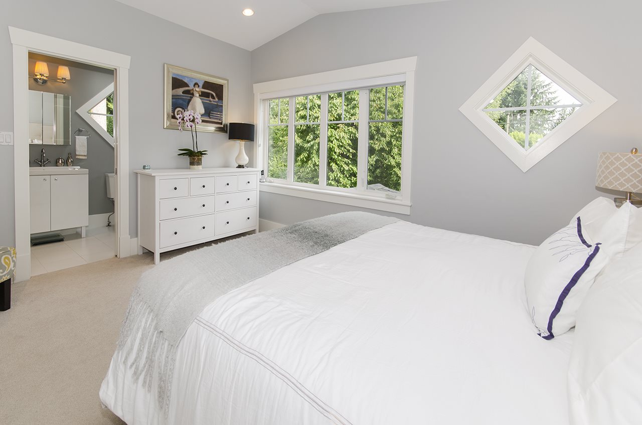 1057 Canyon Blvd, North Vancouver 13