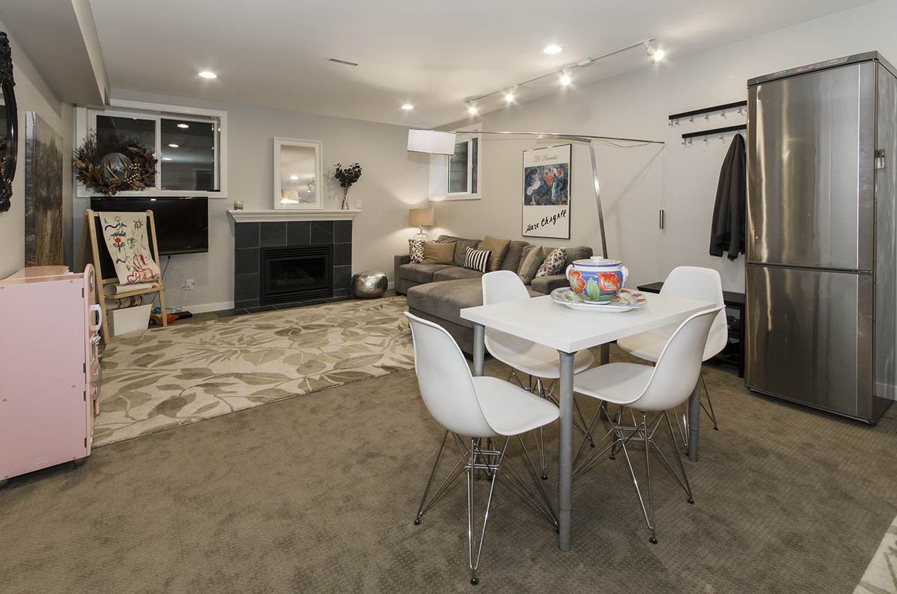 1057 Canyon Blvd, North Vancouver 18
