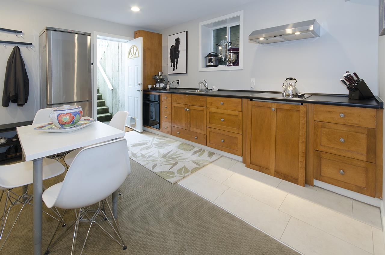1057 Canyon Blvd, North Vancouver 19
