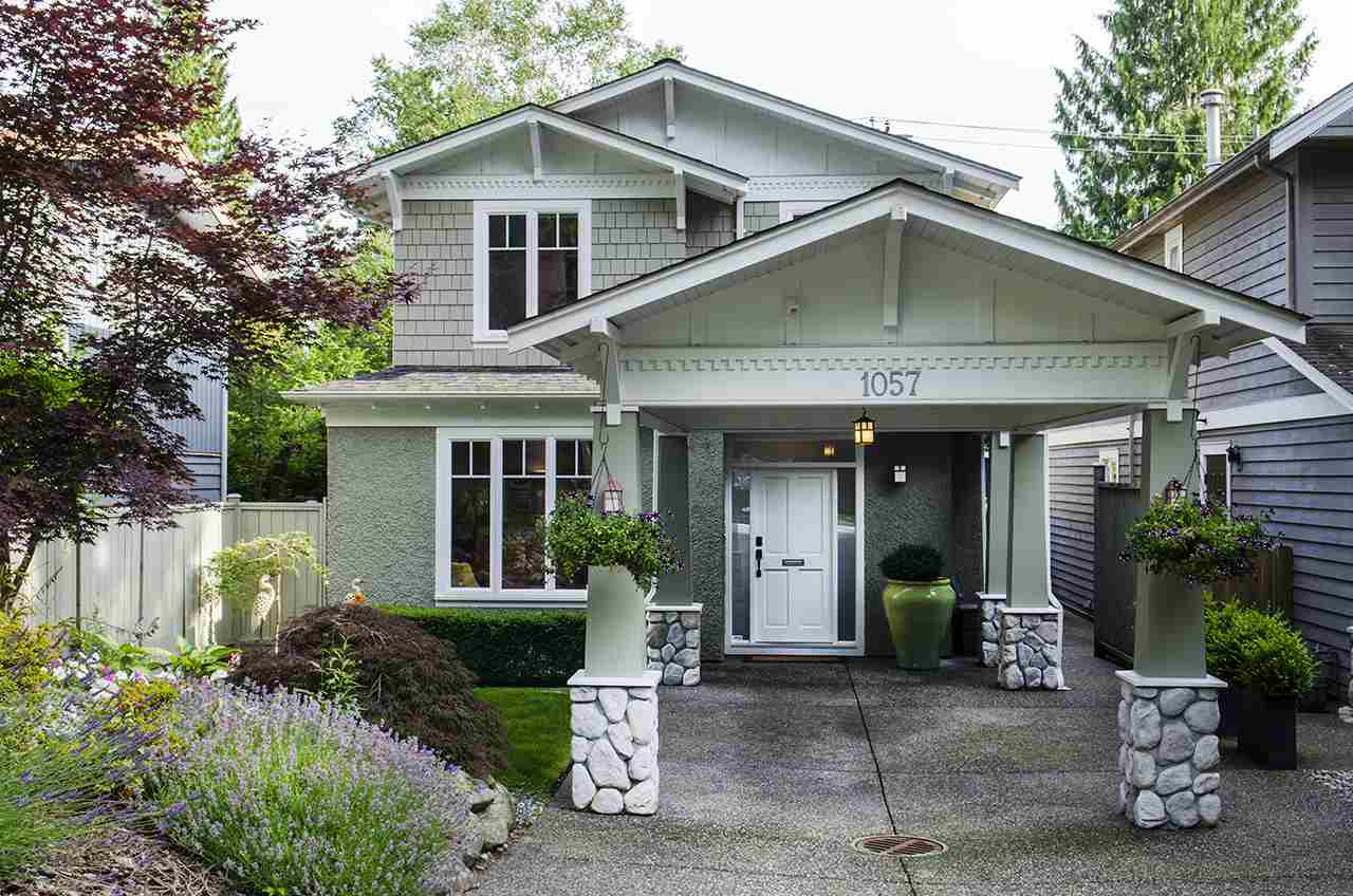 1057 Canyon Blvd, North Vancouver