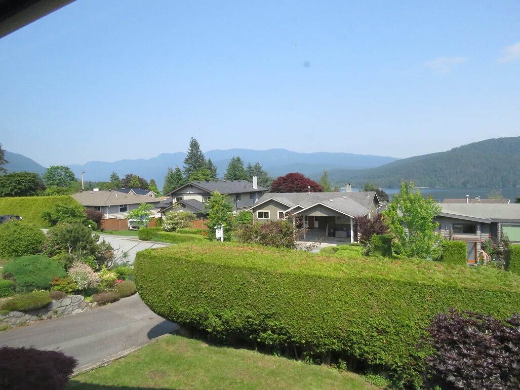 453 Felton Rd, North Vancouver 9