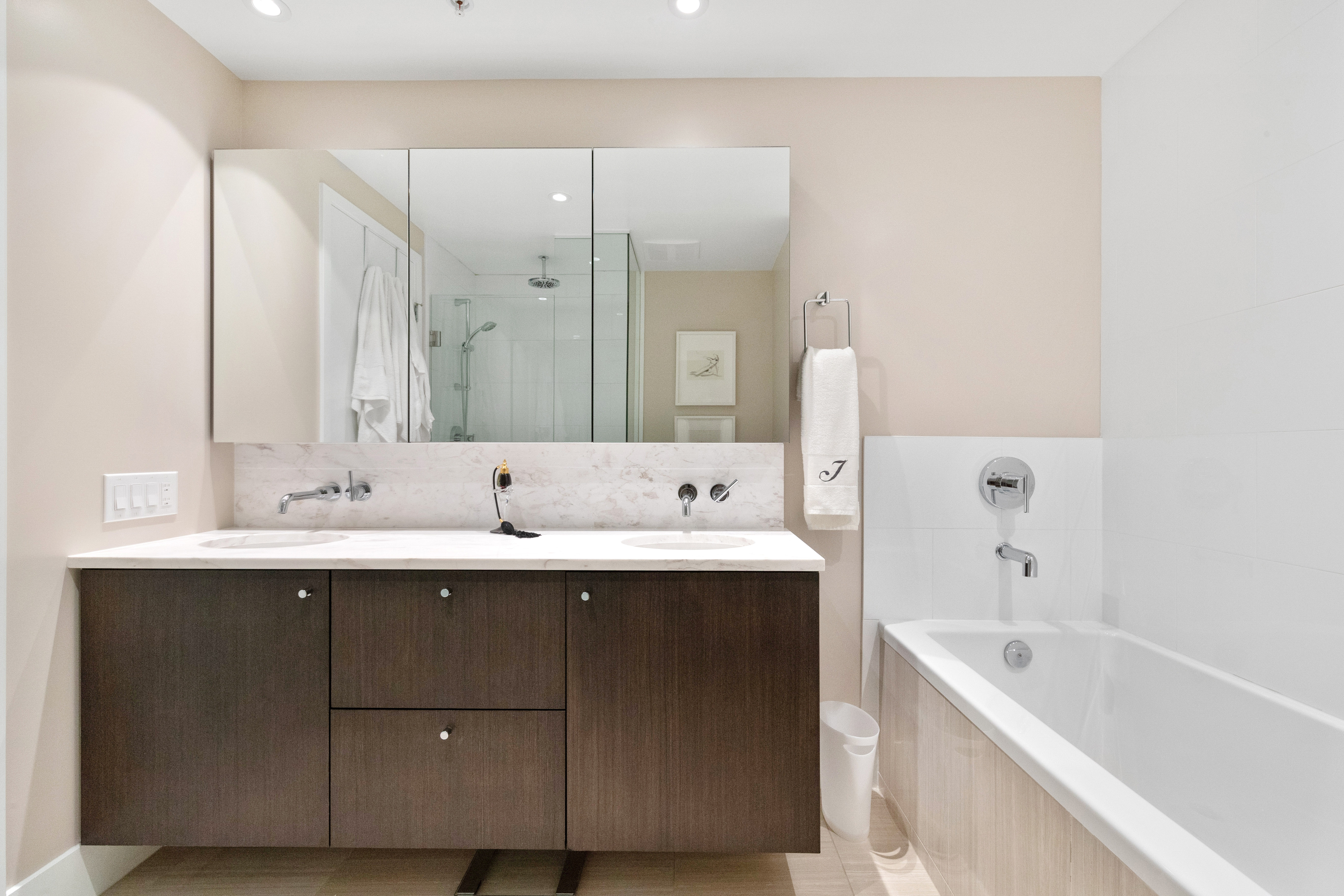 #1606 - 150 W 15th St, North Vancouver 29