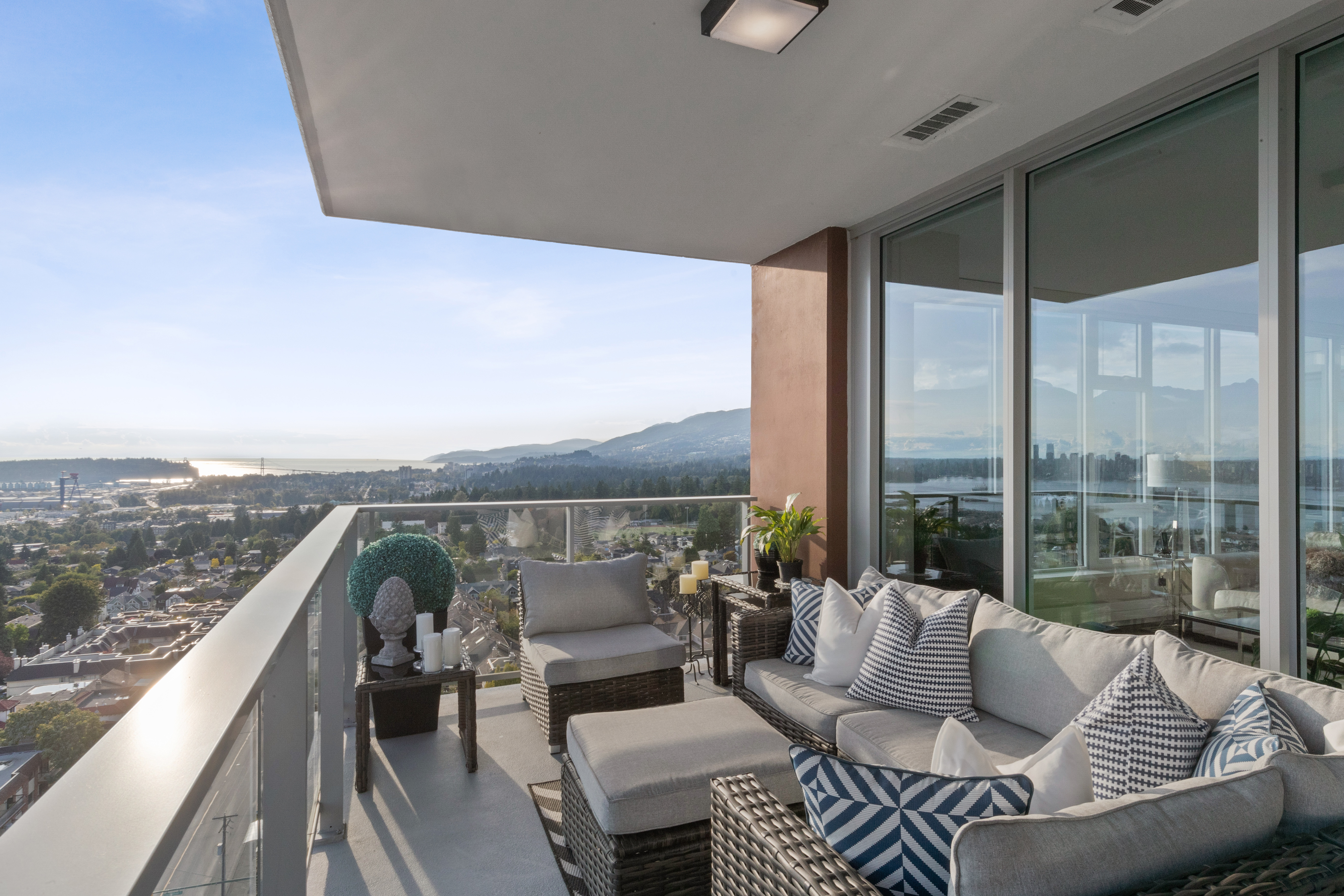 #1606 - 150 W 15th St, North Vancouver 34