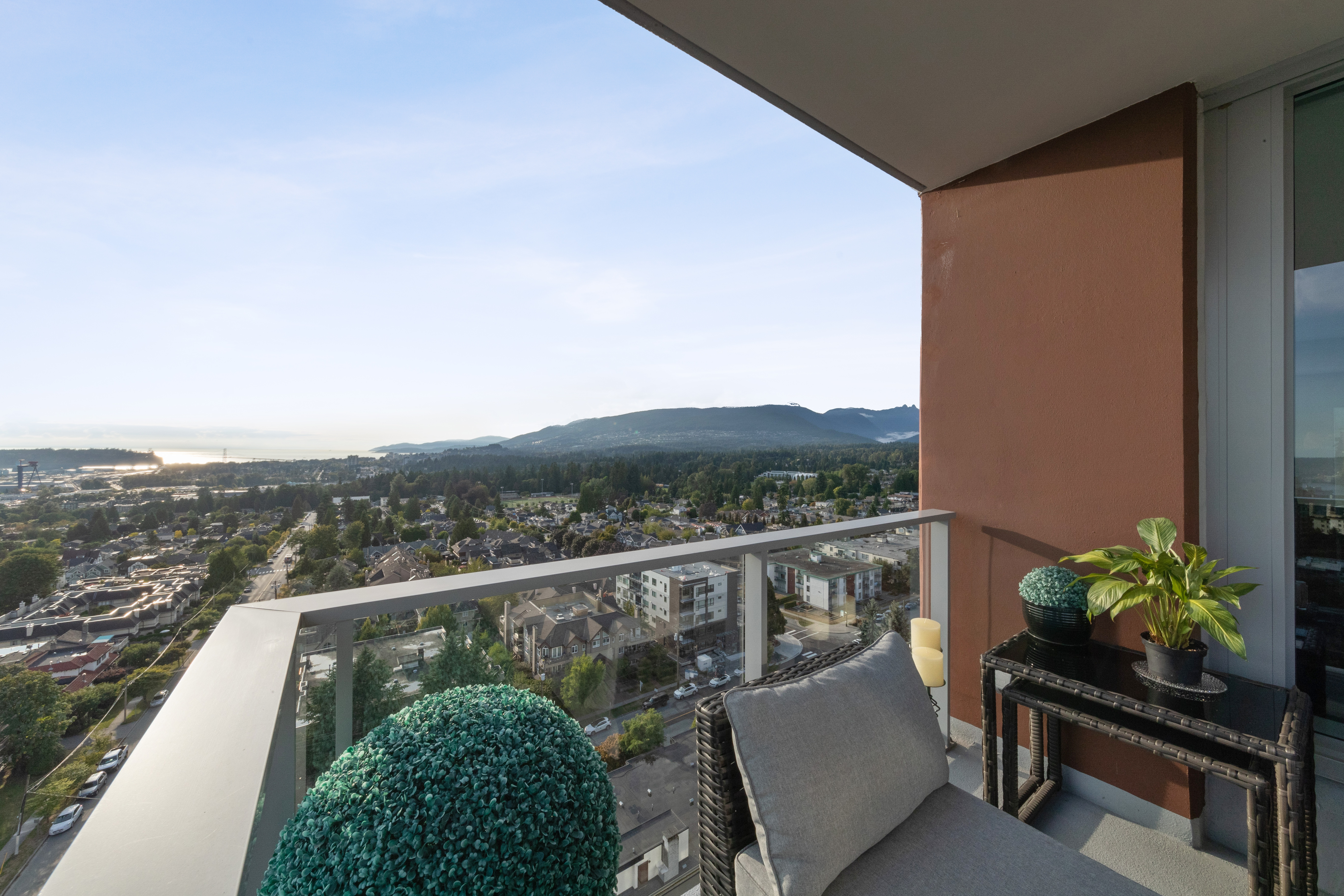 #1606 - 150 W 15th St, North Vancouver 35