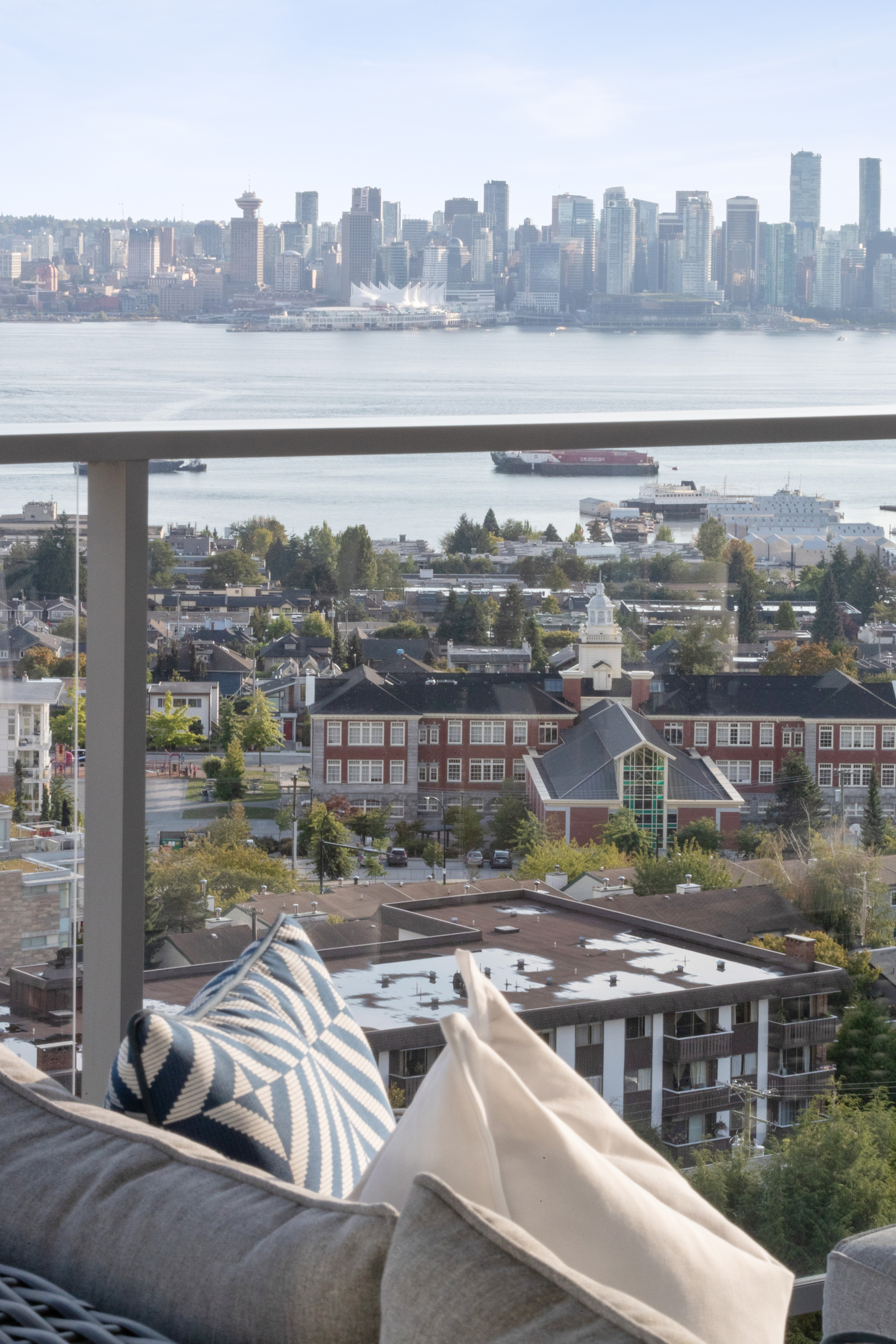 #1606 - 150 W 15th St, North Vancouver 36