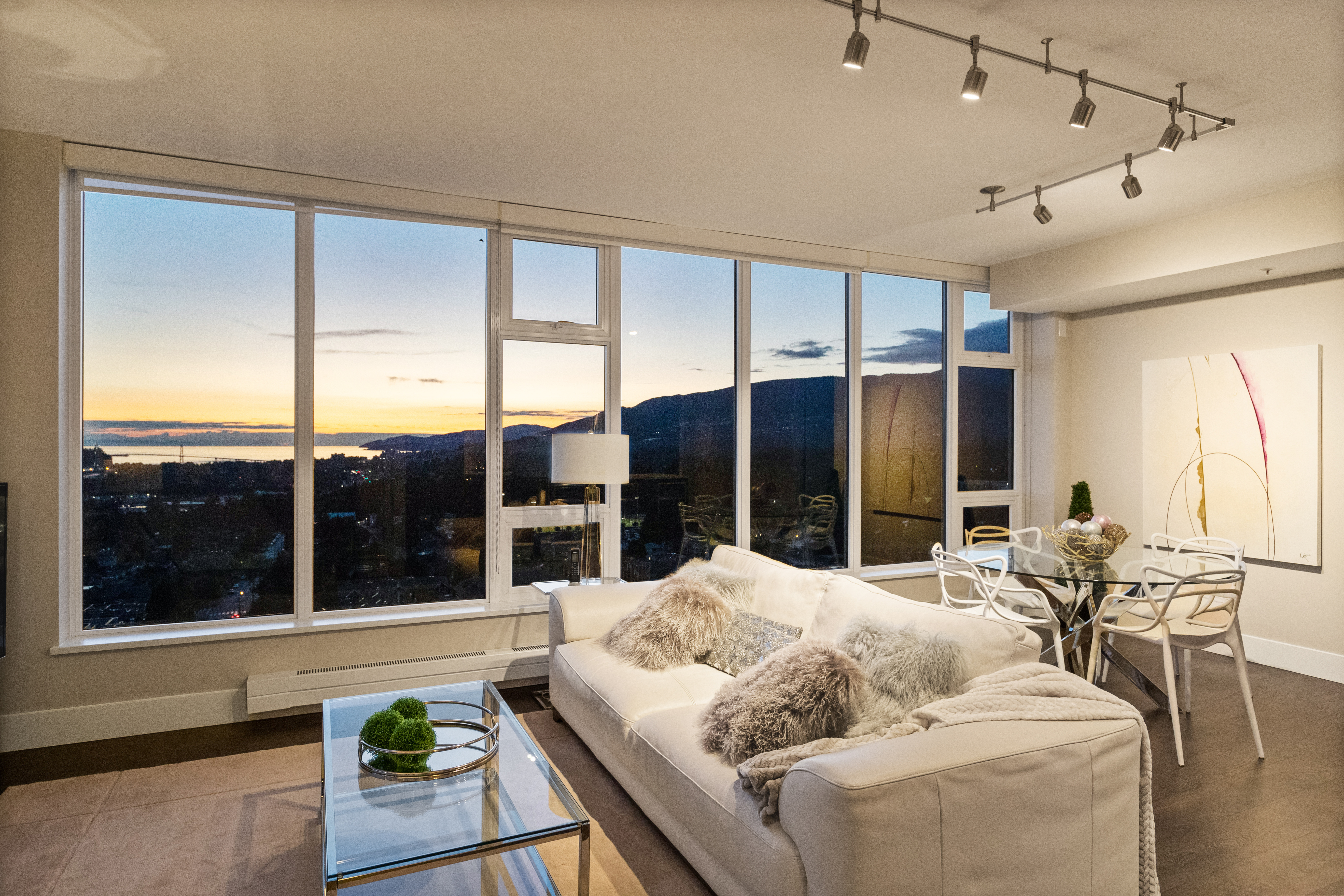 #1606 - 150 W 15th St, North Vancouver 4