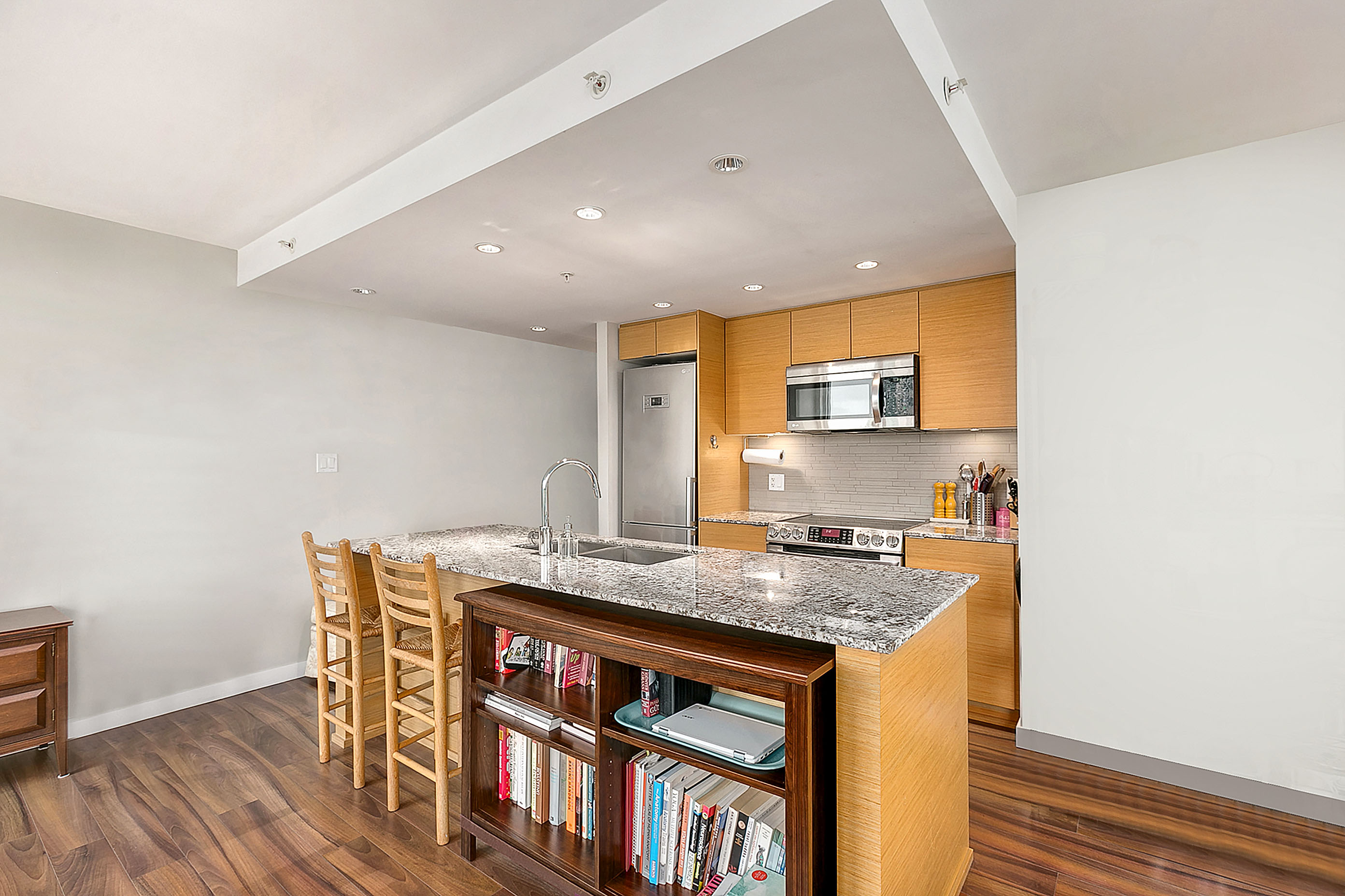 #1007 - 135 E 17th St, North Vancouver 6