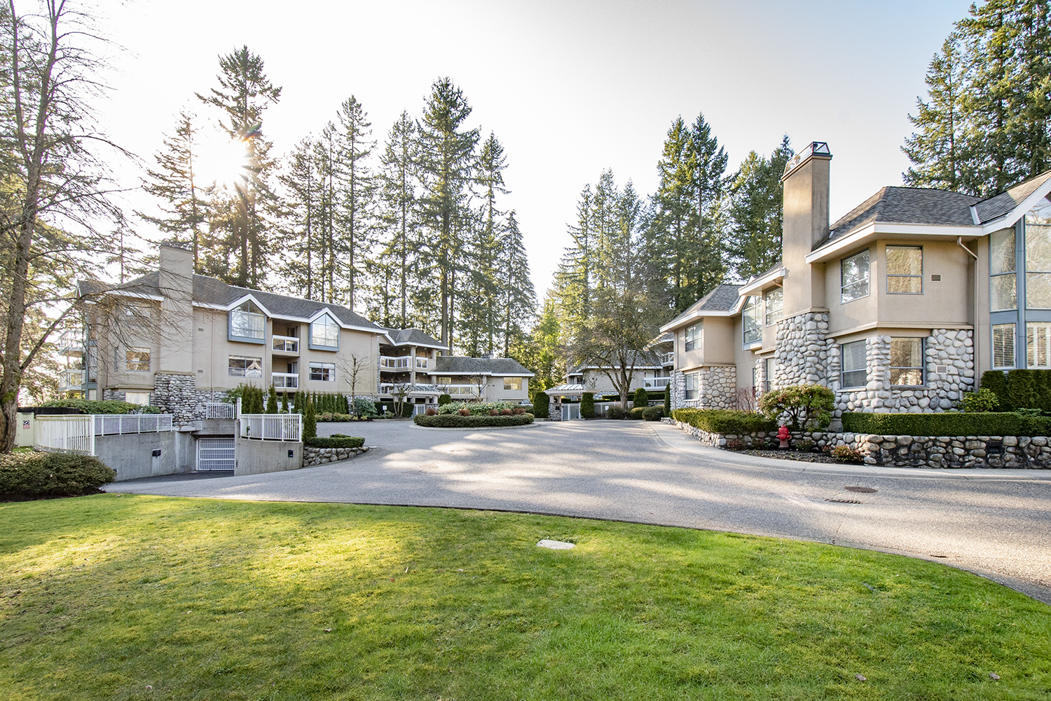 #102 - 3288 Capilano Crescent, North Vancouver 33