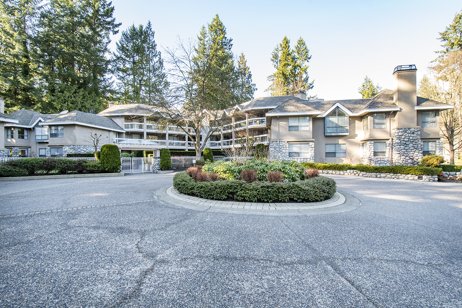 #102 - 3288 Capilano Crescent, North Vancouver 34