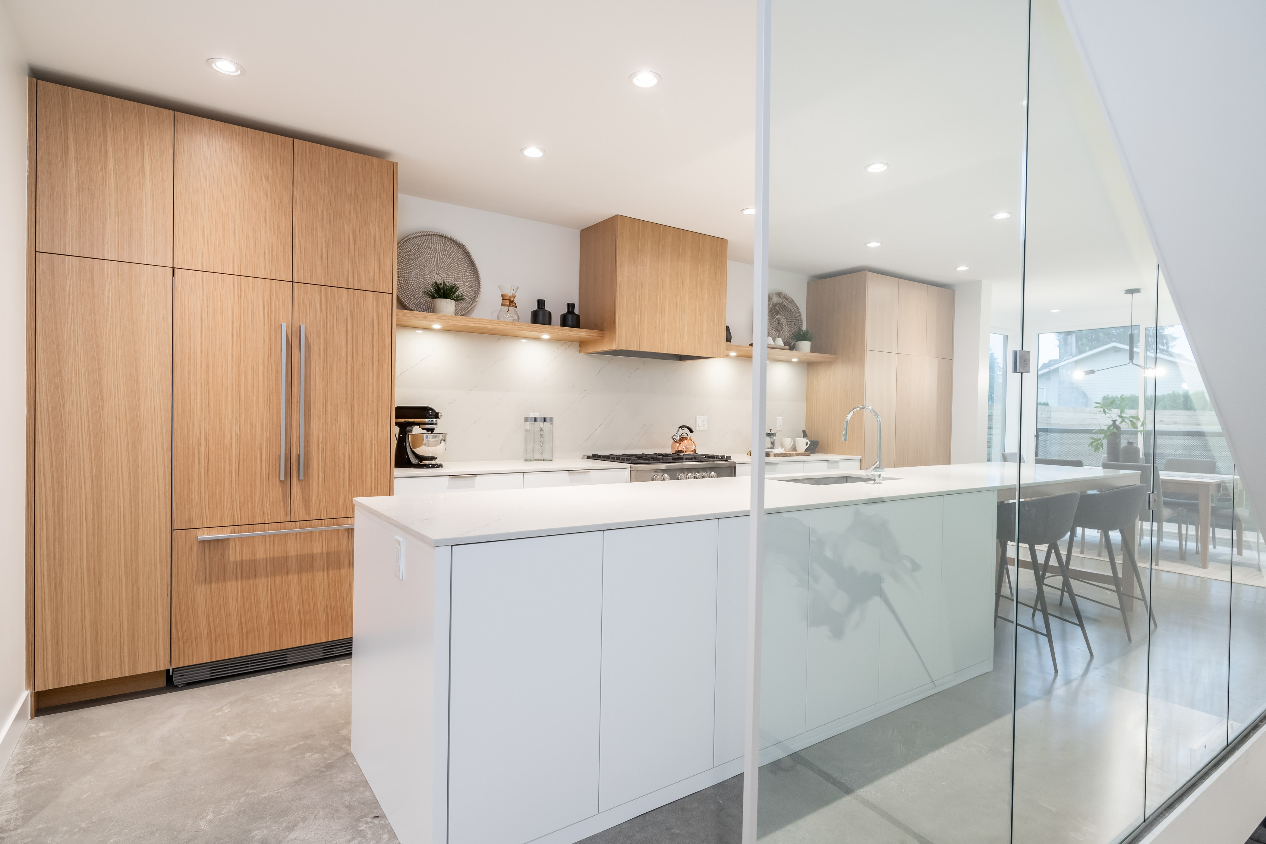 1032 Beaufort Road, North Vancouver 13