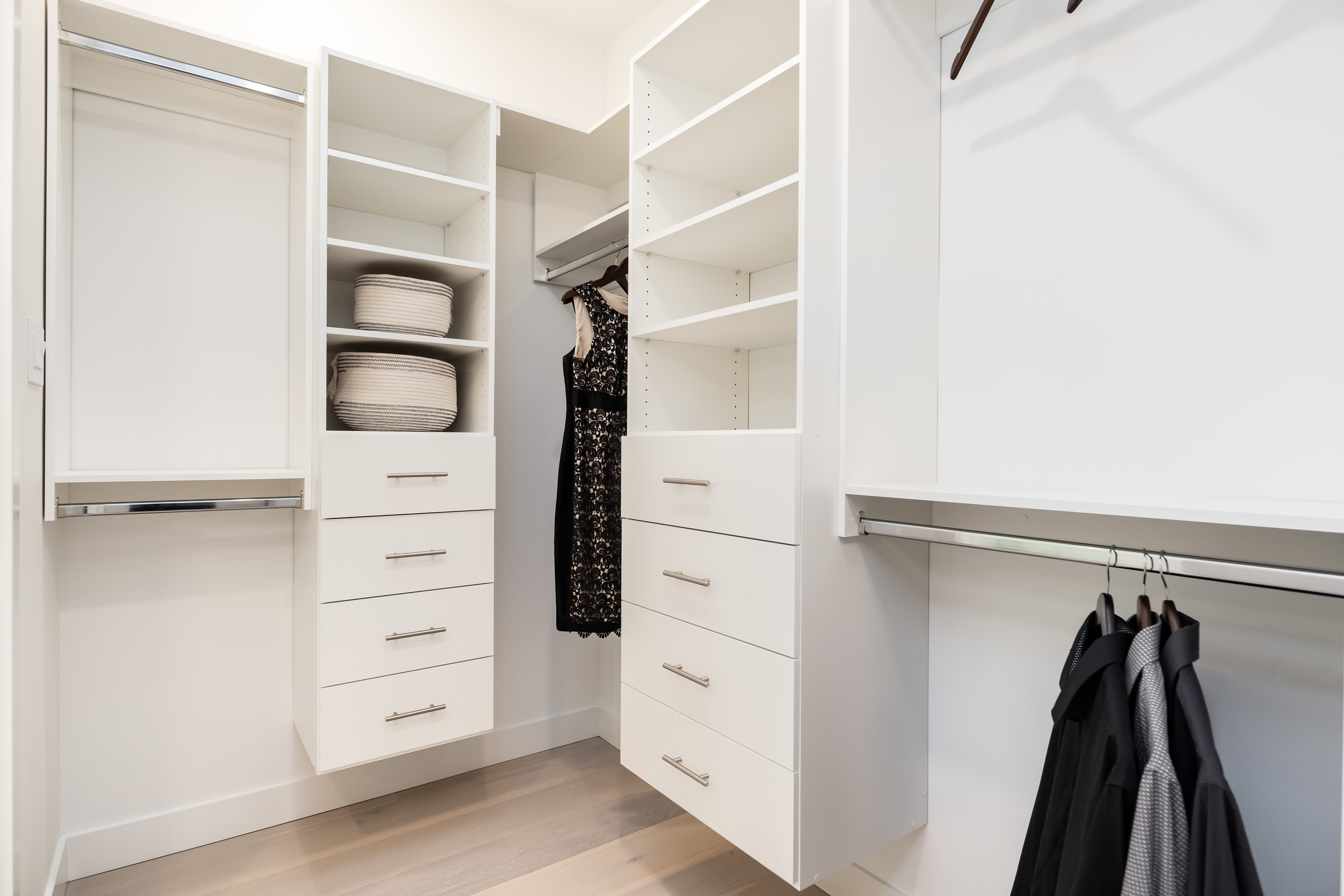 1032 Beaufort Road, North Vancouver 27