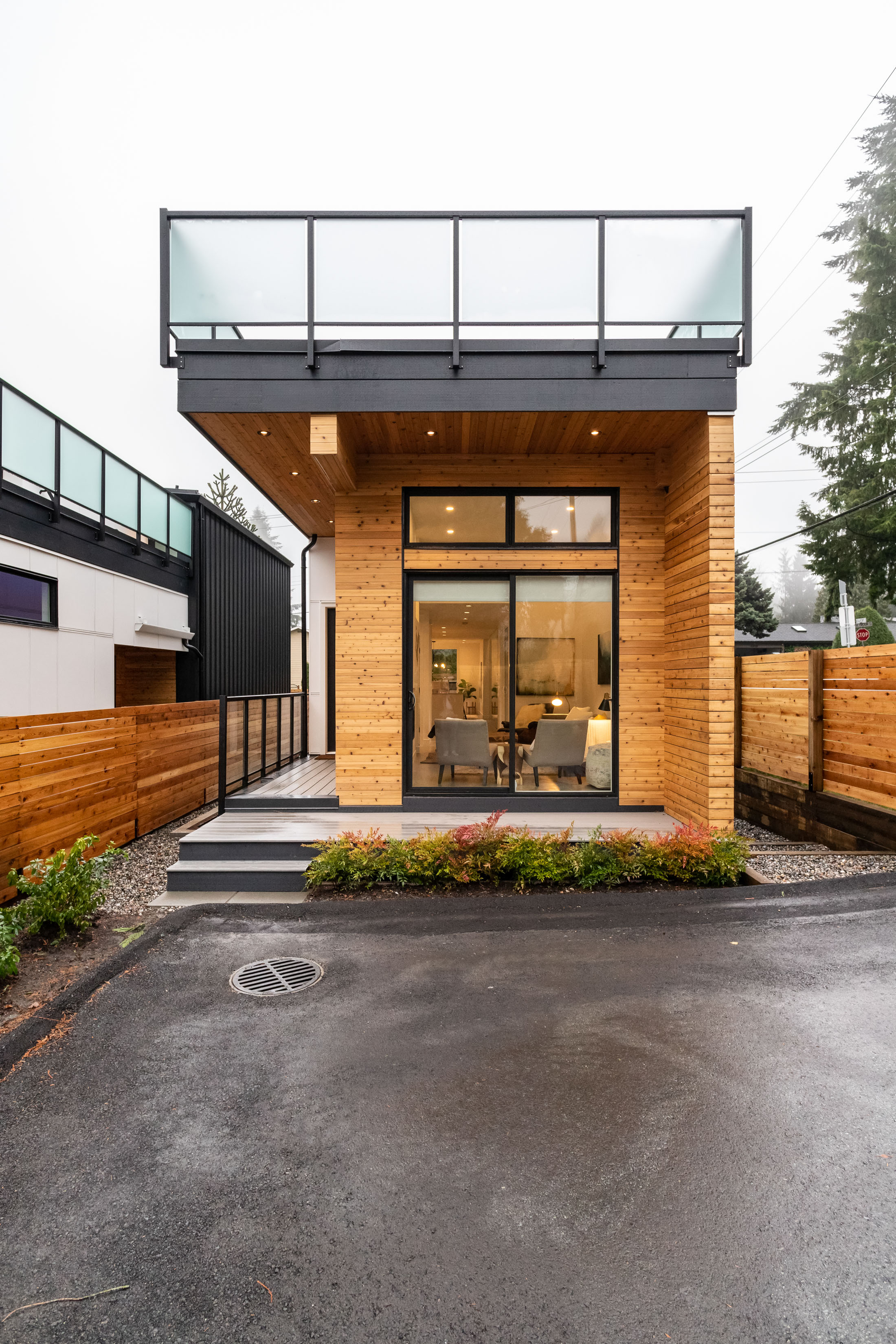 1032 Beaufort Road, North Vancouver 31