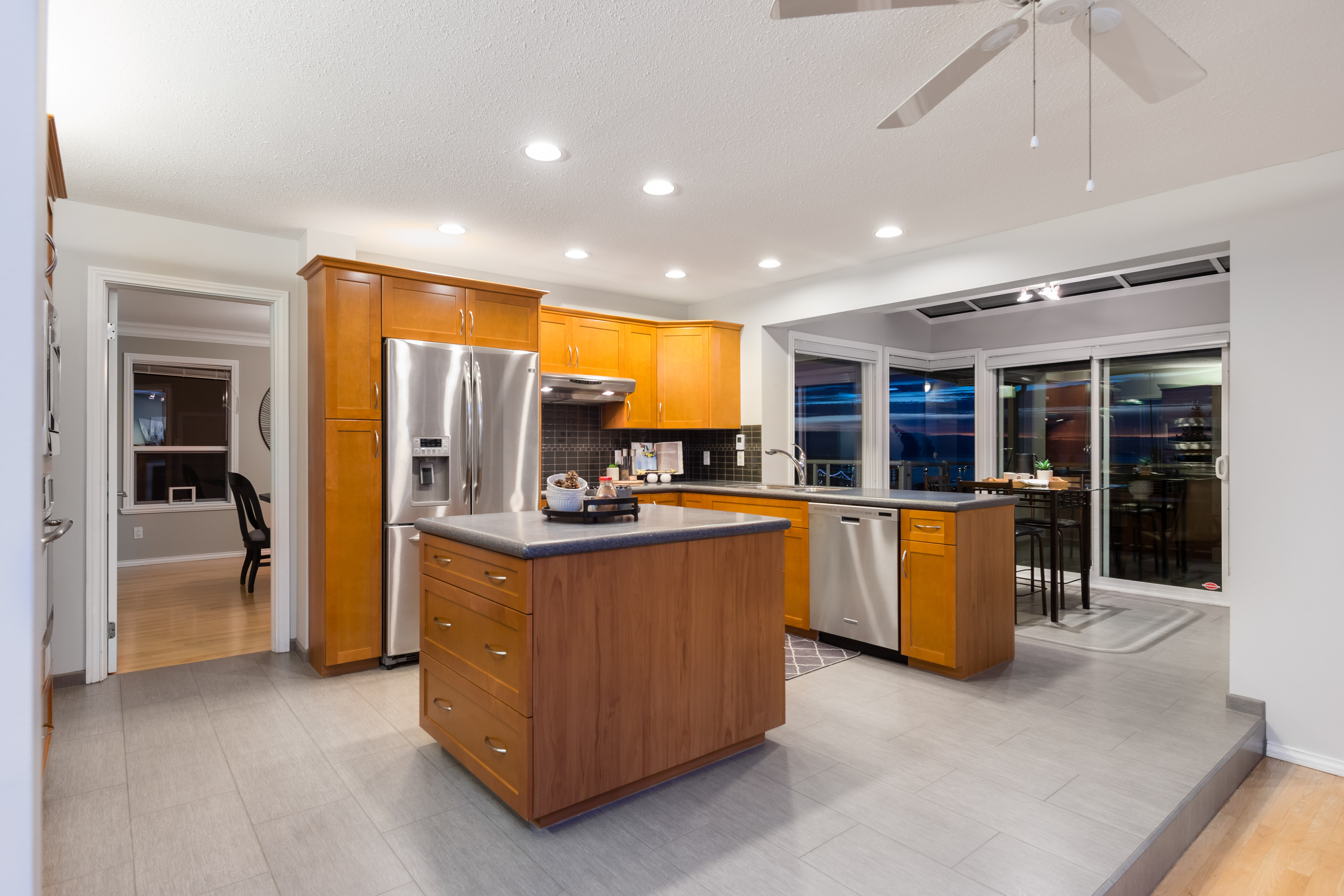 4275 St. Georges Ave, North Vancouver 14