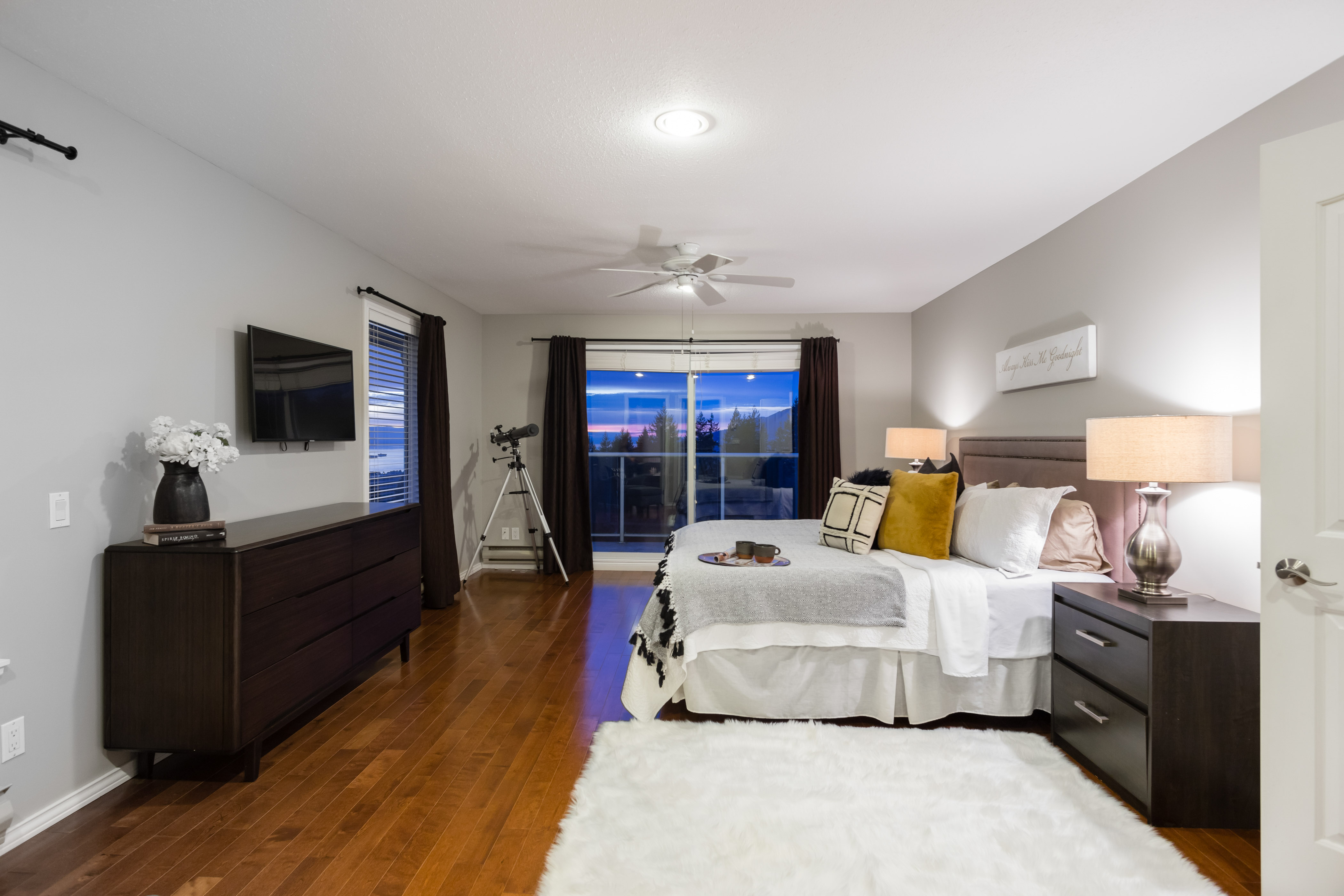 4275 St. Georges Ave, North Vancouver 32