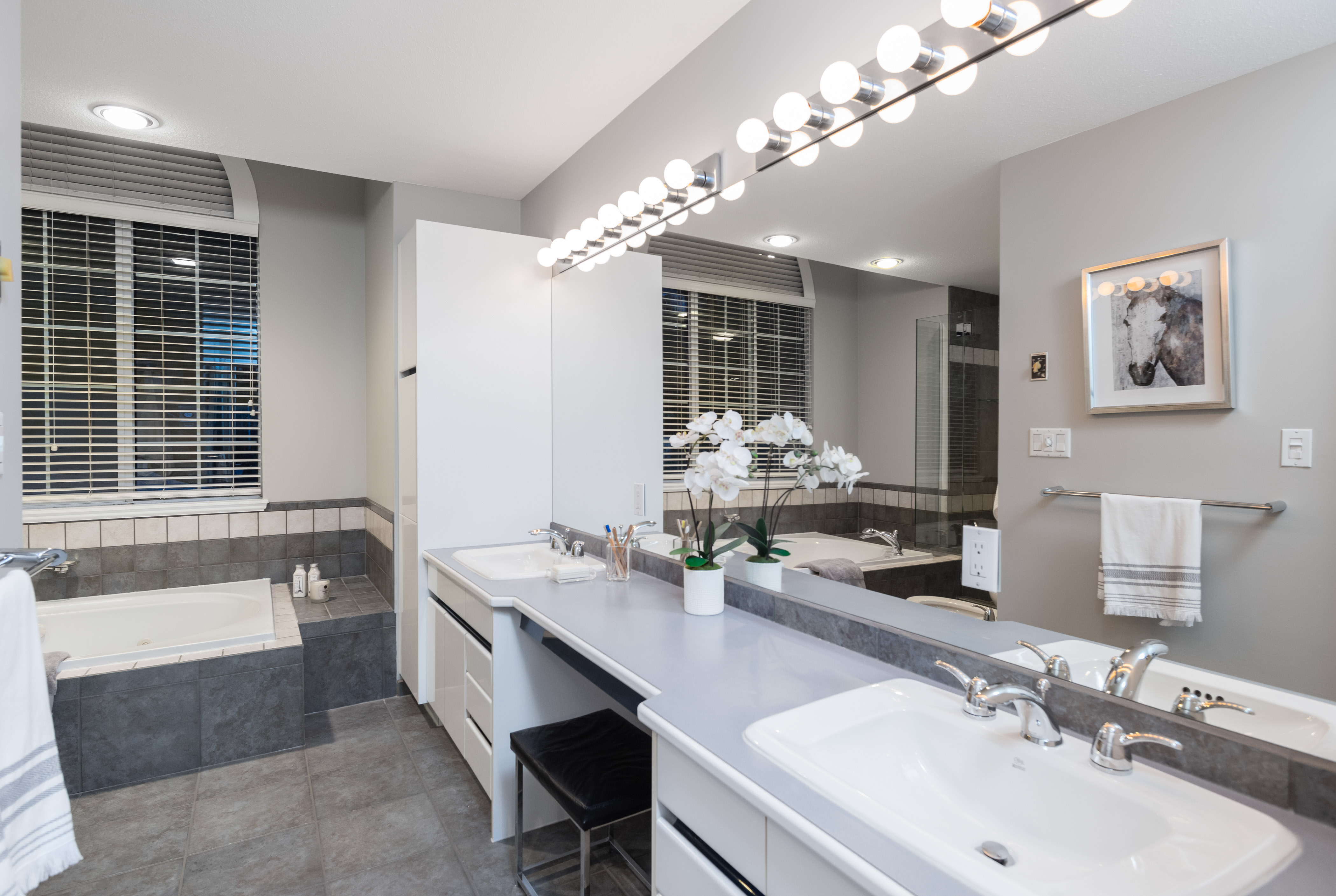 4275 St. Georges Ave, North Vancouver 35