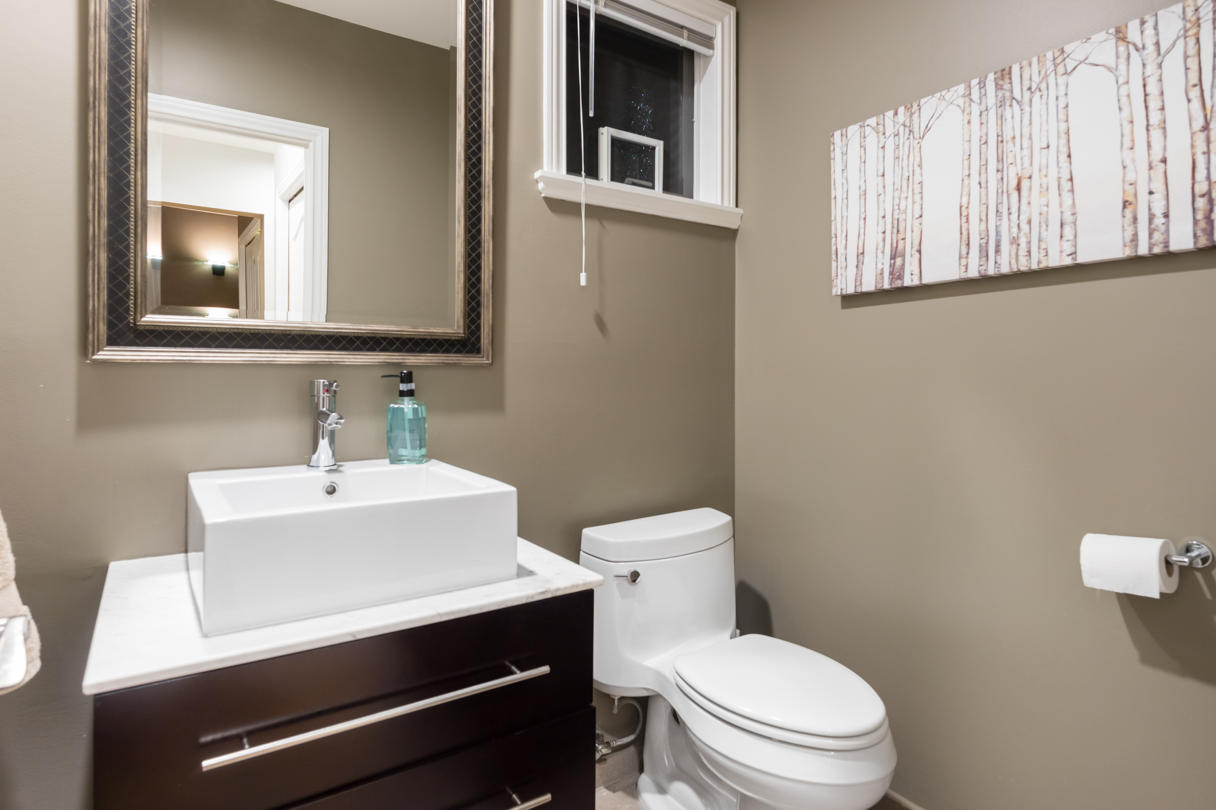 4275 St. Georges Ave, North Vancouver 29