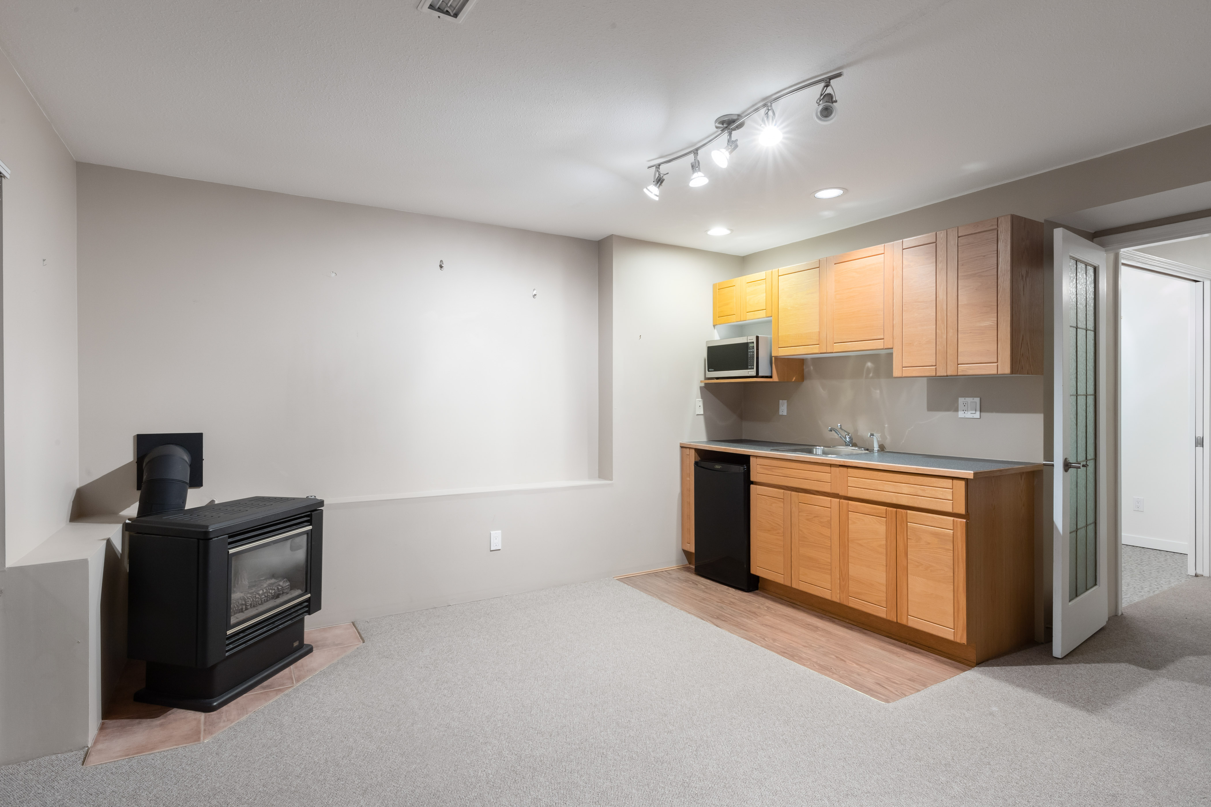 4275 St. Georges Ave, North Vancouver 41