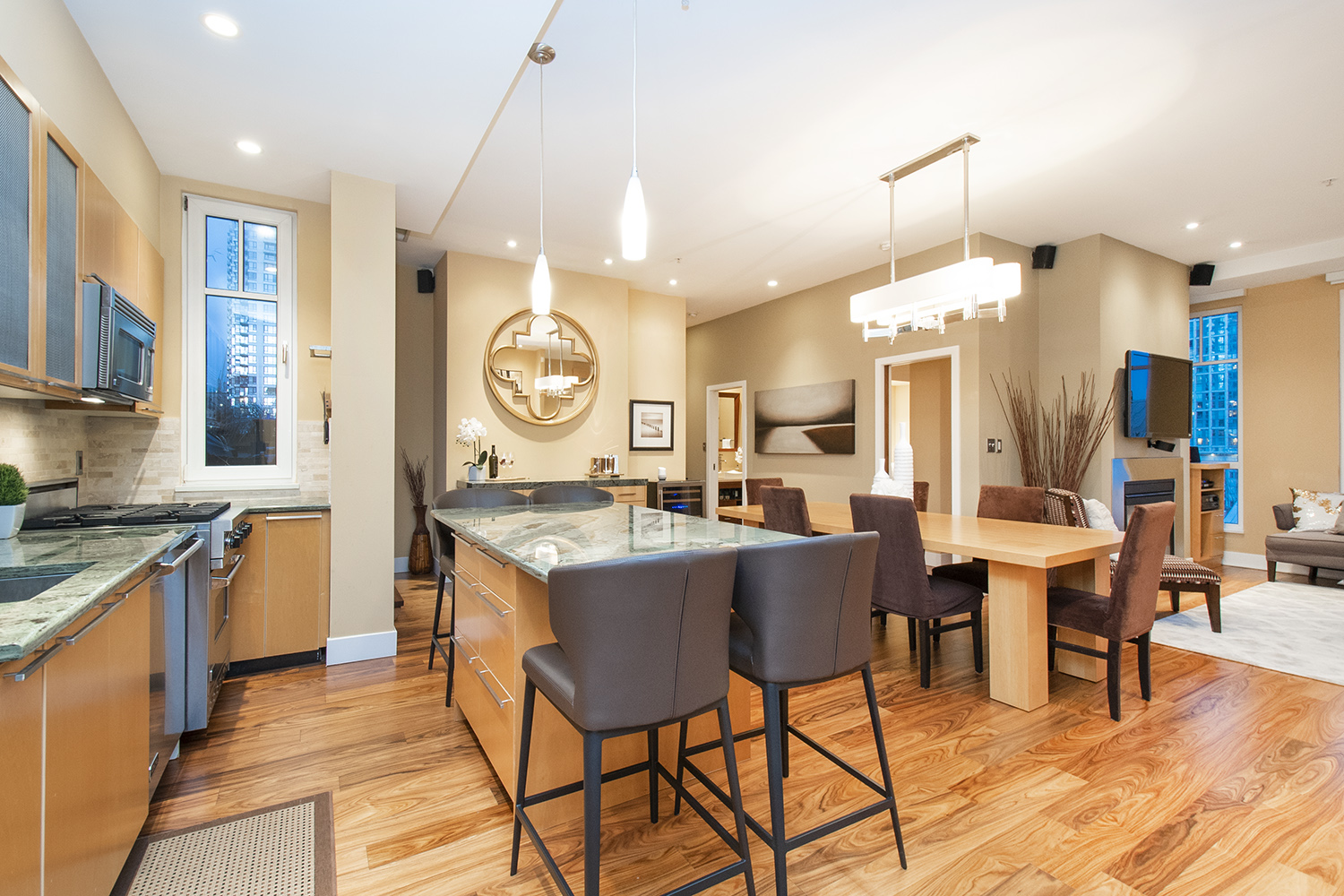 #604 - 1072 Hamilton St, Vancouver 6