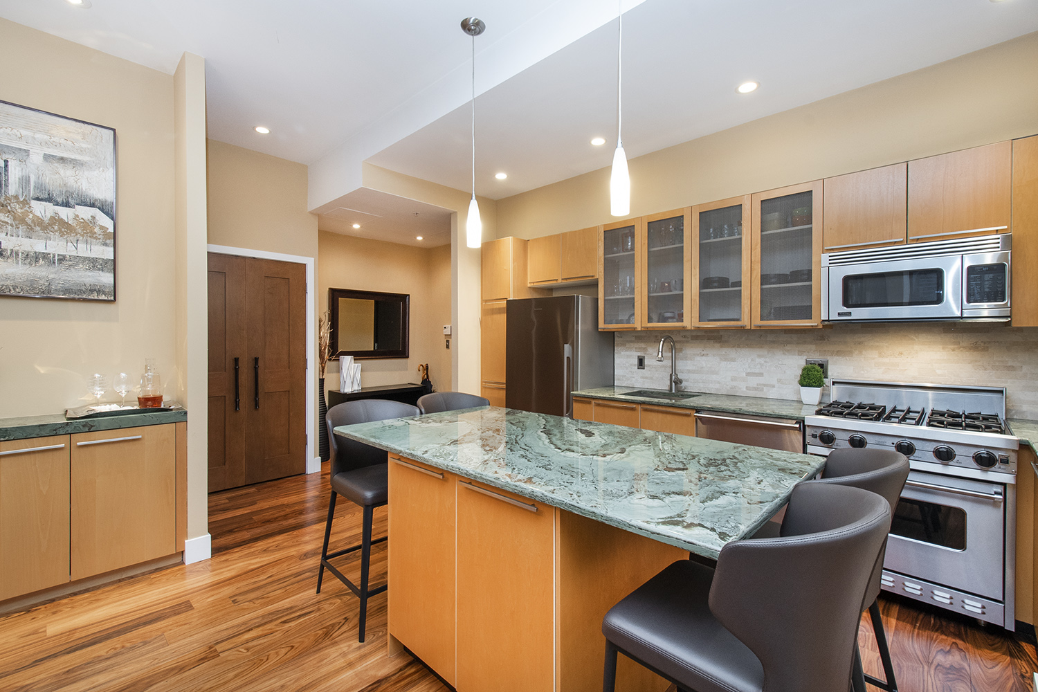 #604 - 1072 Hamilton St, Vancouver 4