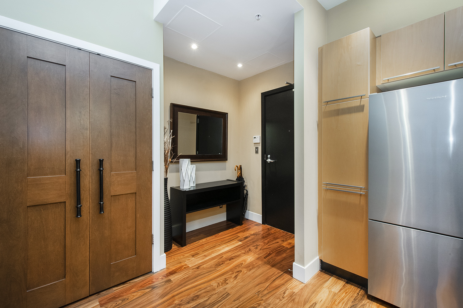 #604 - 1072 Hamilton St, Vancouver 7