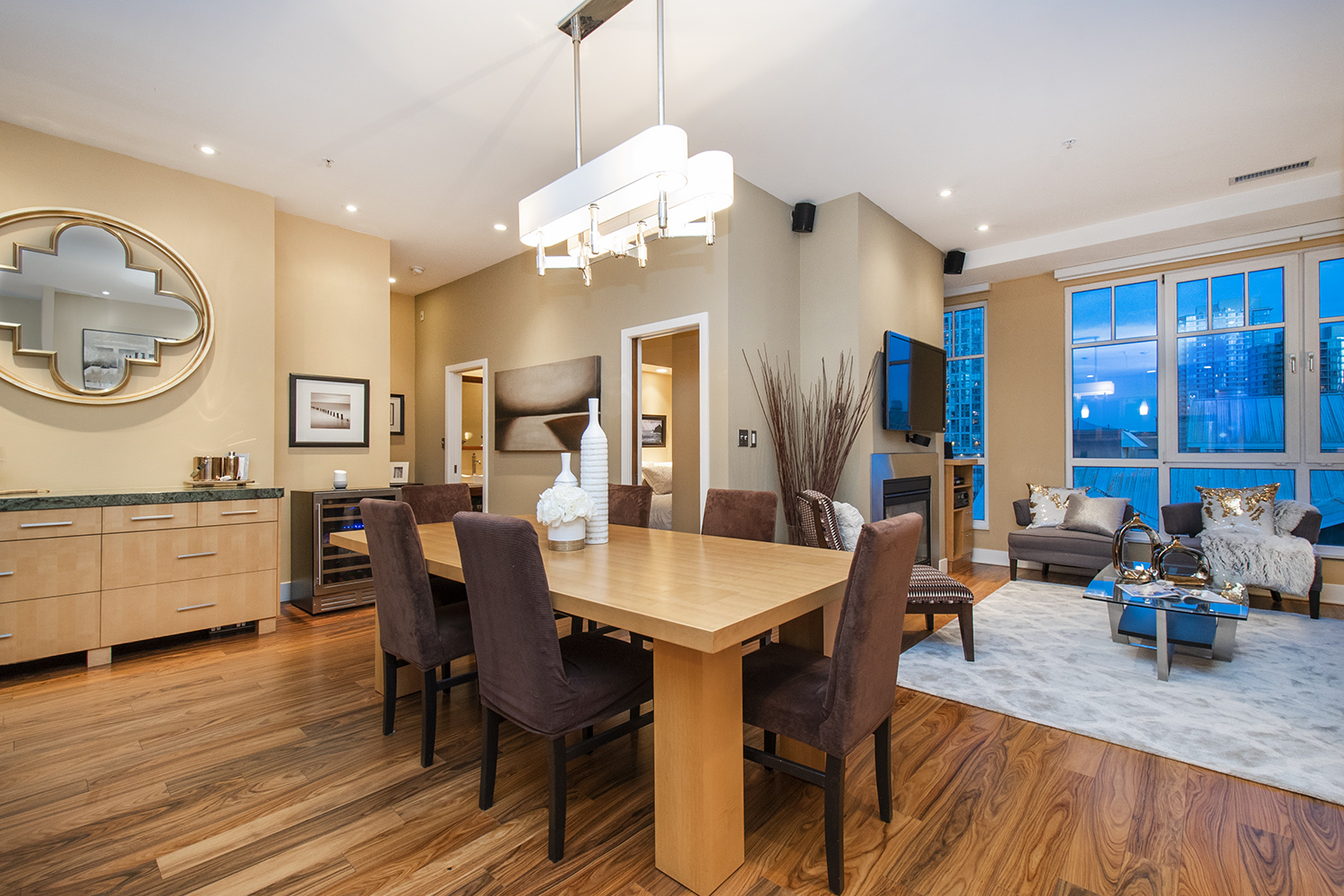 #604 - 1072 Hamilton St, Vancouver 9