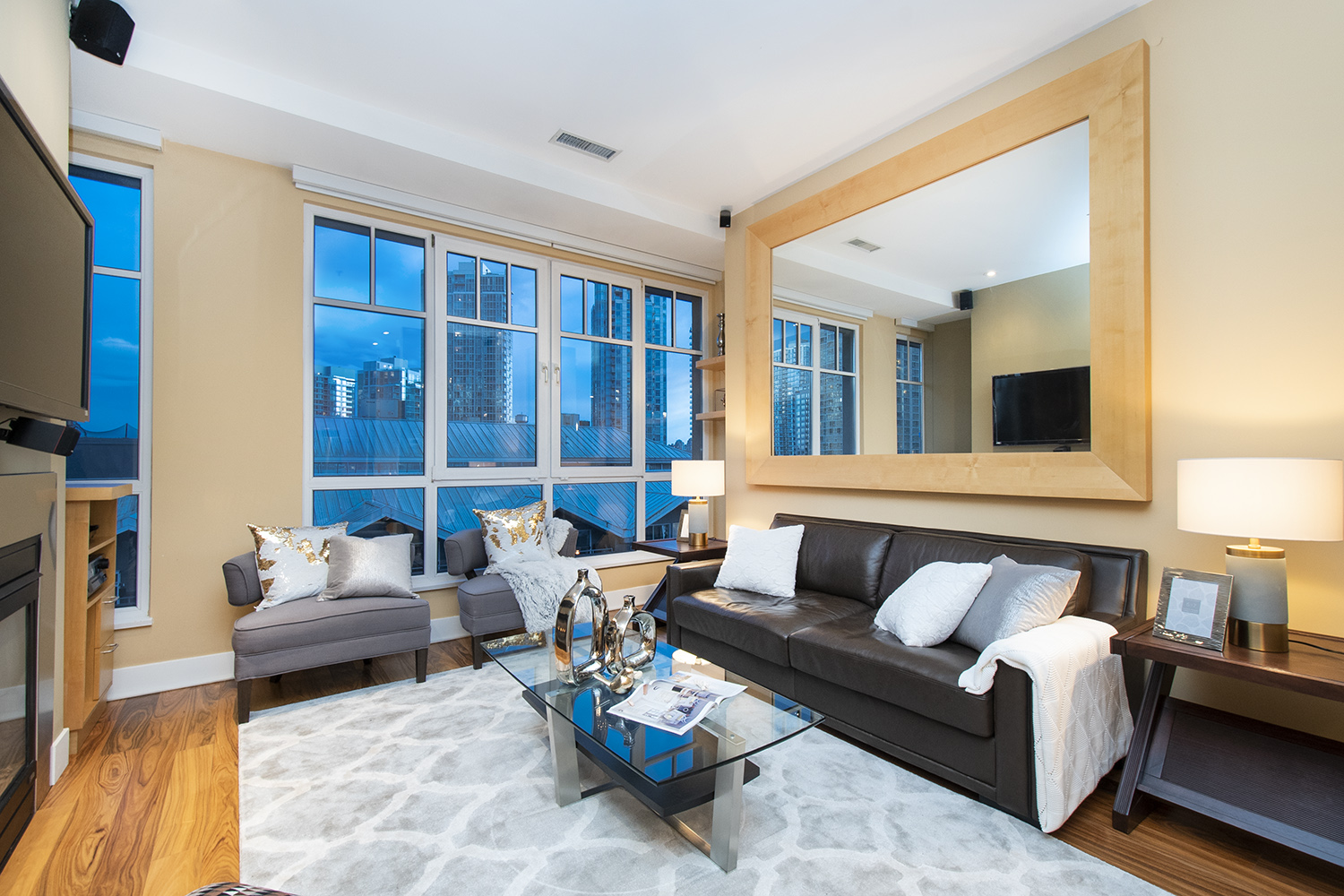 #604 - 1072 Hamilton St, Vancouver 12