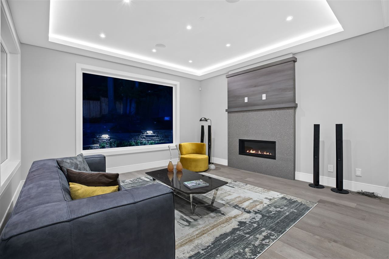 SOLD!! 968 Prospect Ave, North Vancouver 8