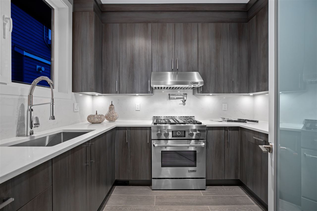 SOLD!! 968 Prospect Ave, North Vancouver 5
