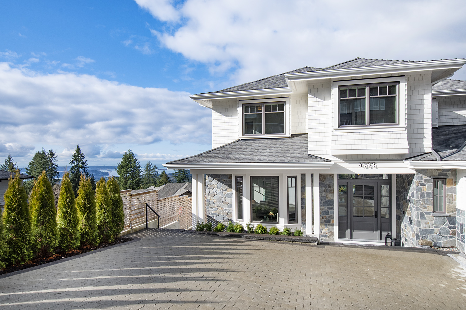 4355 Starlight Way, North Vancouver 4