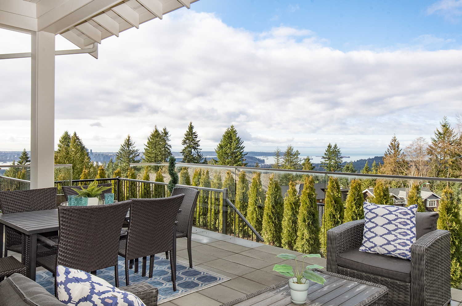 4355 Starlight Way, North Vancouver 31