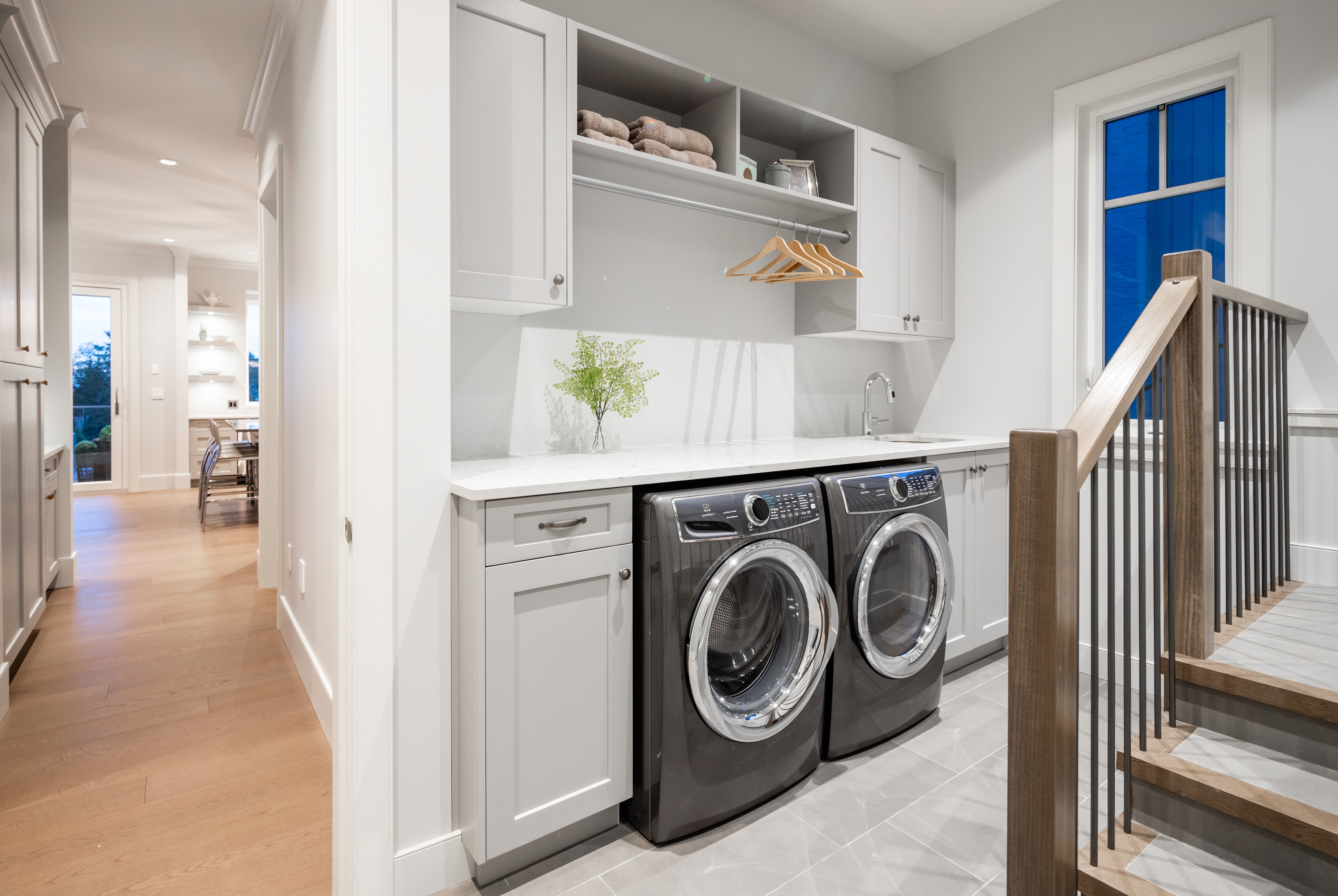 4355 Starlight Way, North Vancouver 36