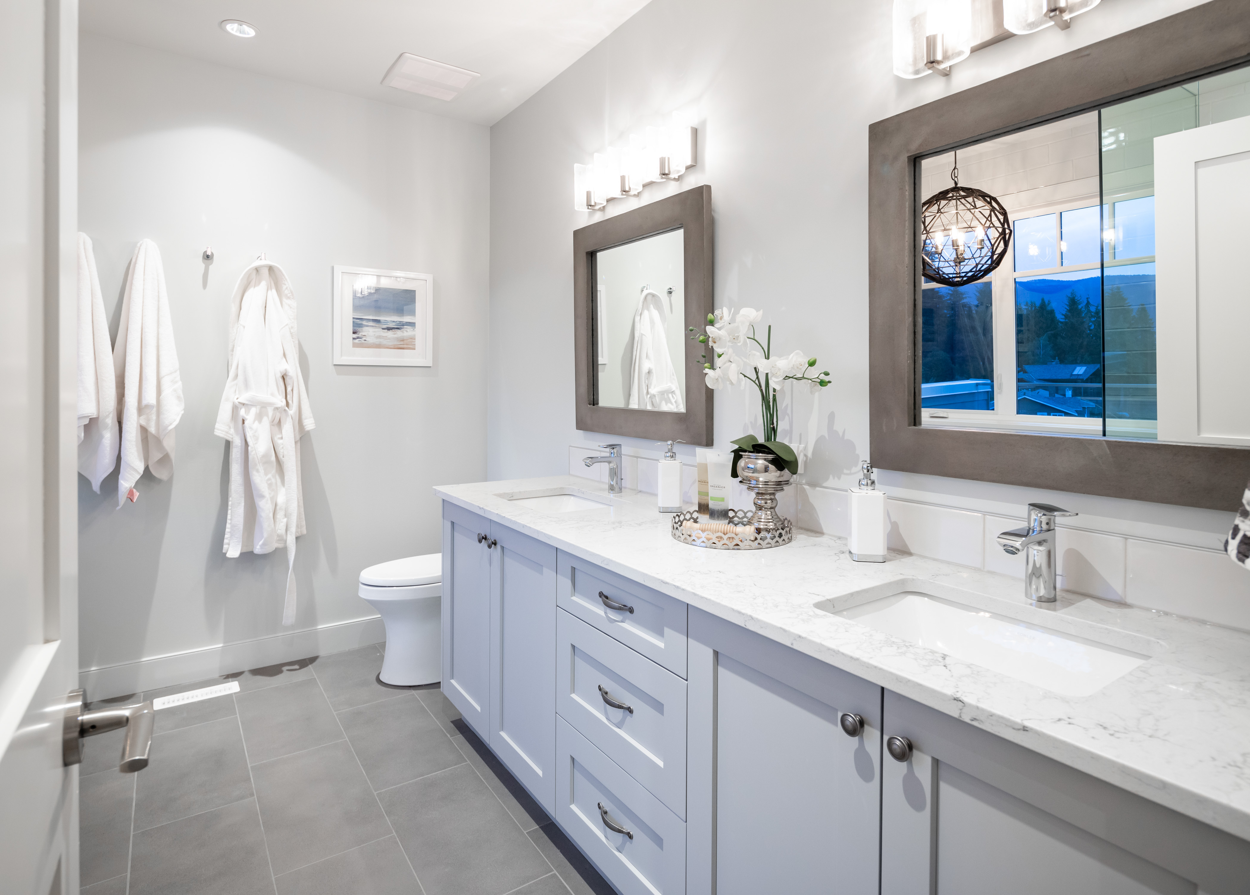 4355 Starlight Way, North Vancouver 45