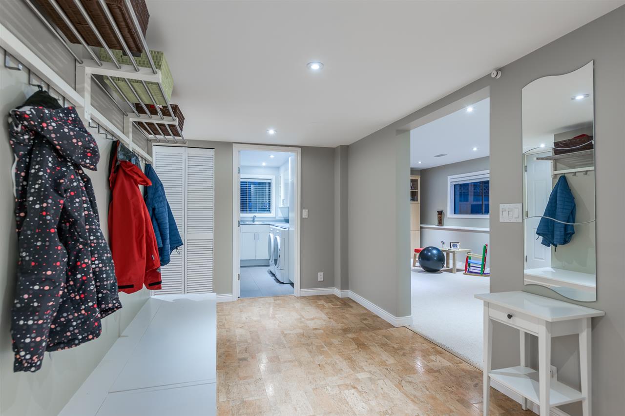 3365 Upton Road, North Vancouver 12