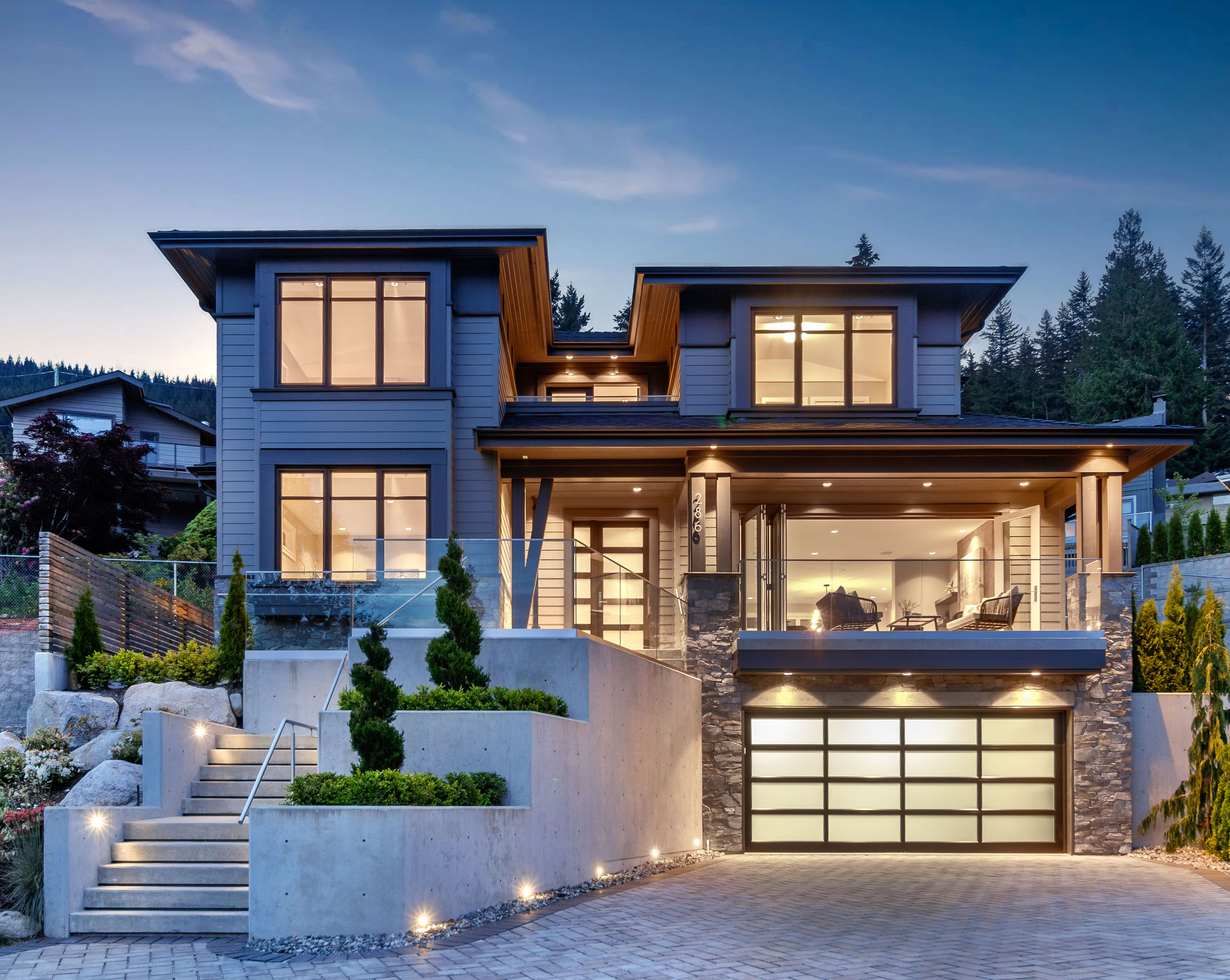 286 Monteray Avenue, North Vancouver