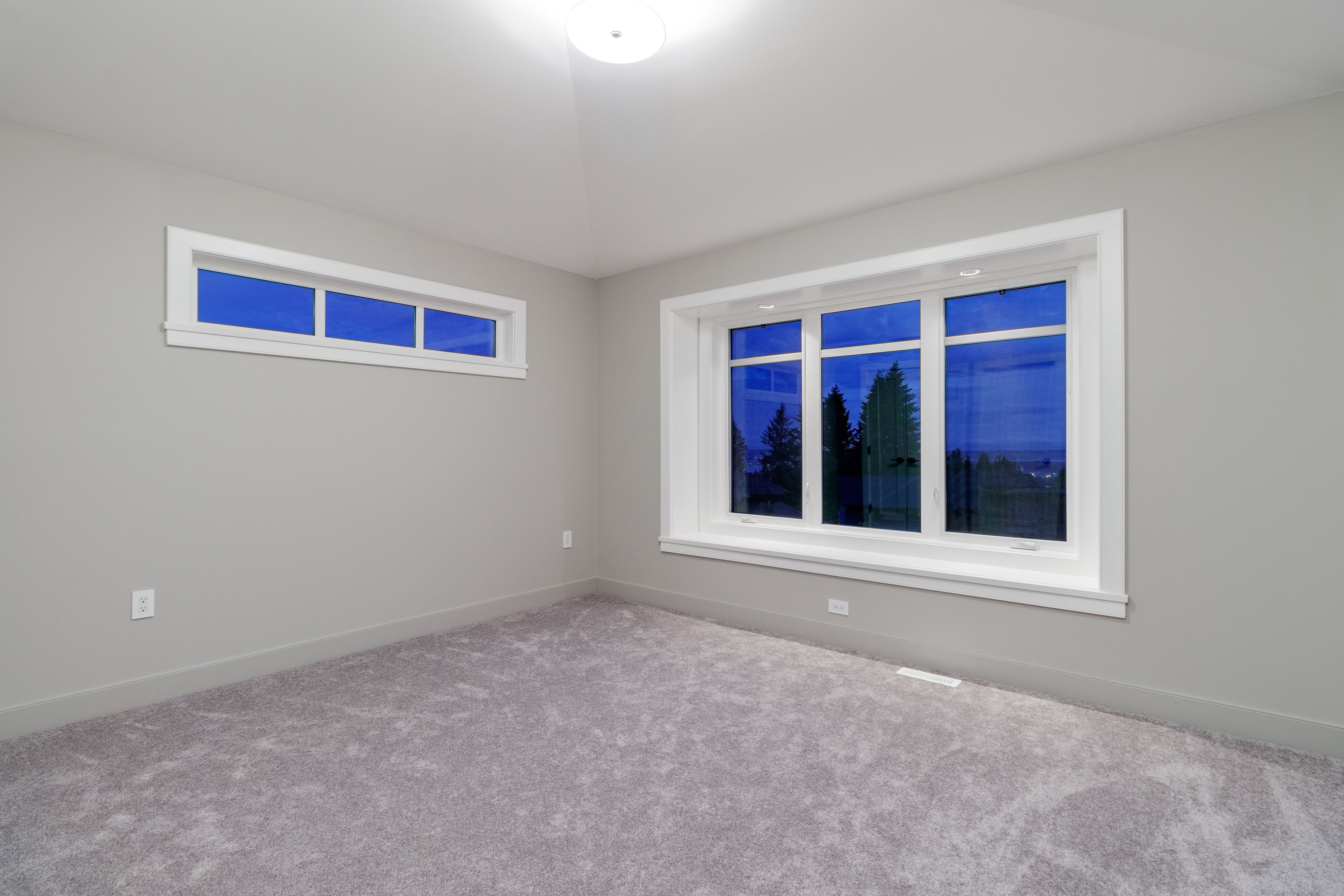 286 Monteray Avenue, North Vancouver 38