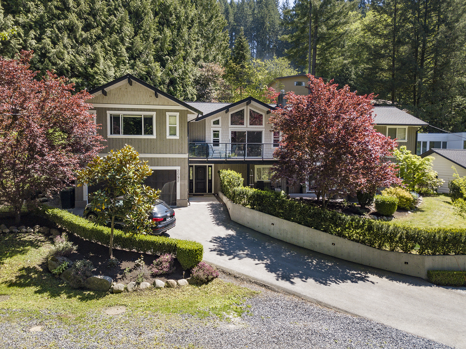 2092 Riverside Drive, North Vancouver 24