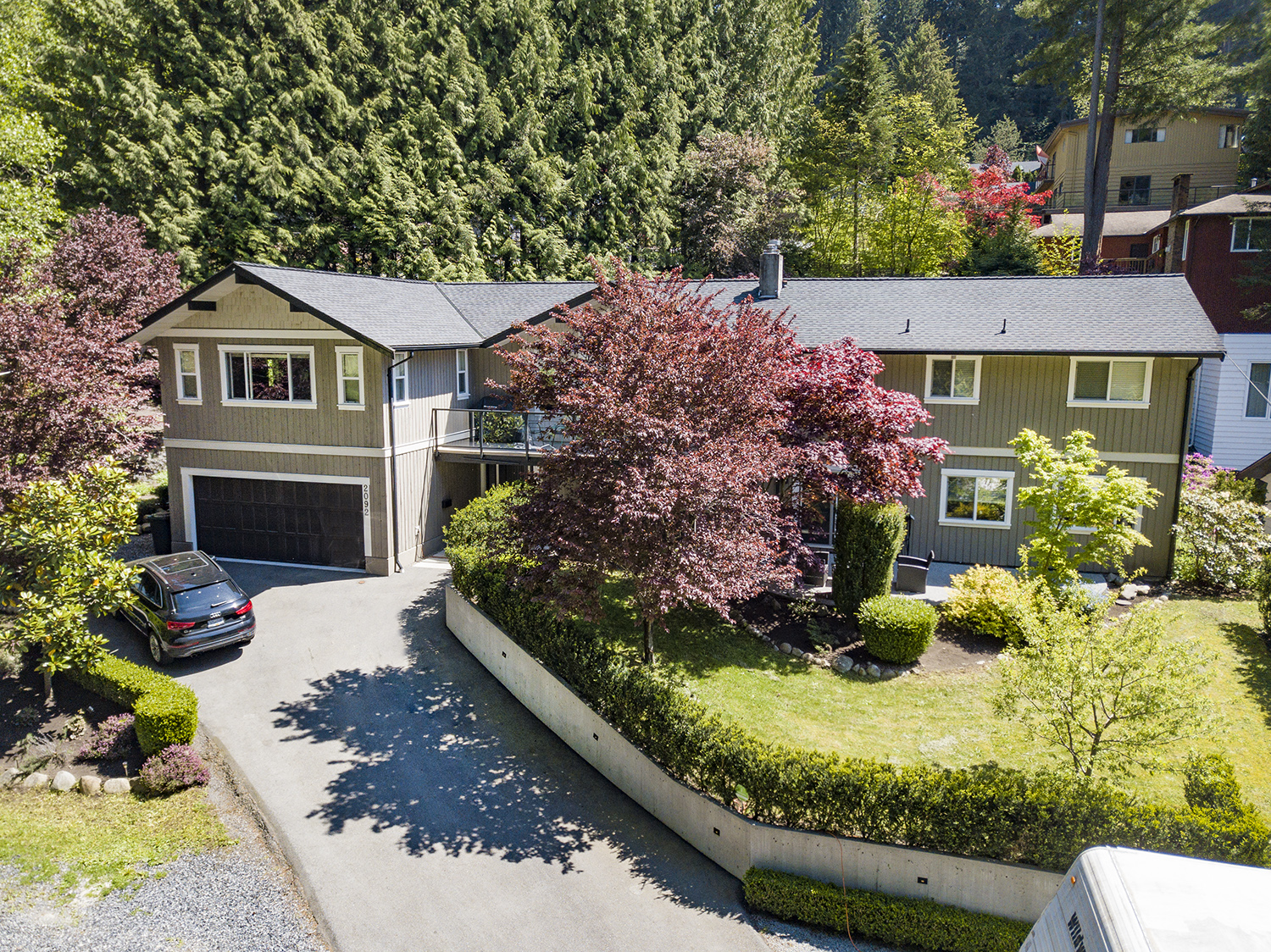 2092 Riverside Drive, North Vancouver 54