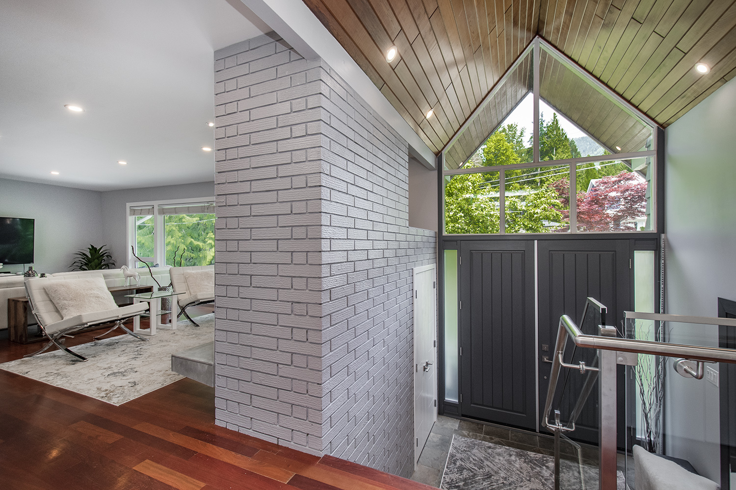 979 Prospect Ave, North Vancouver 13